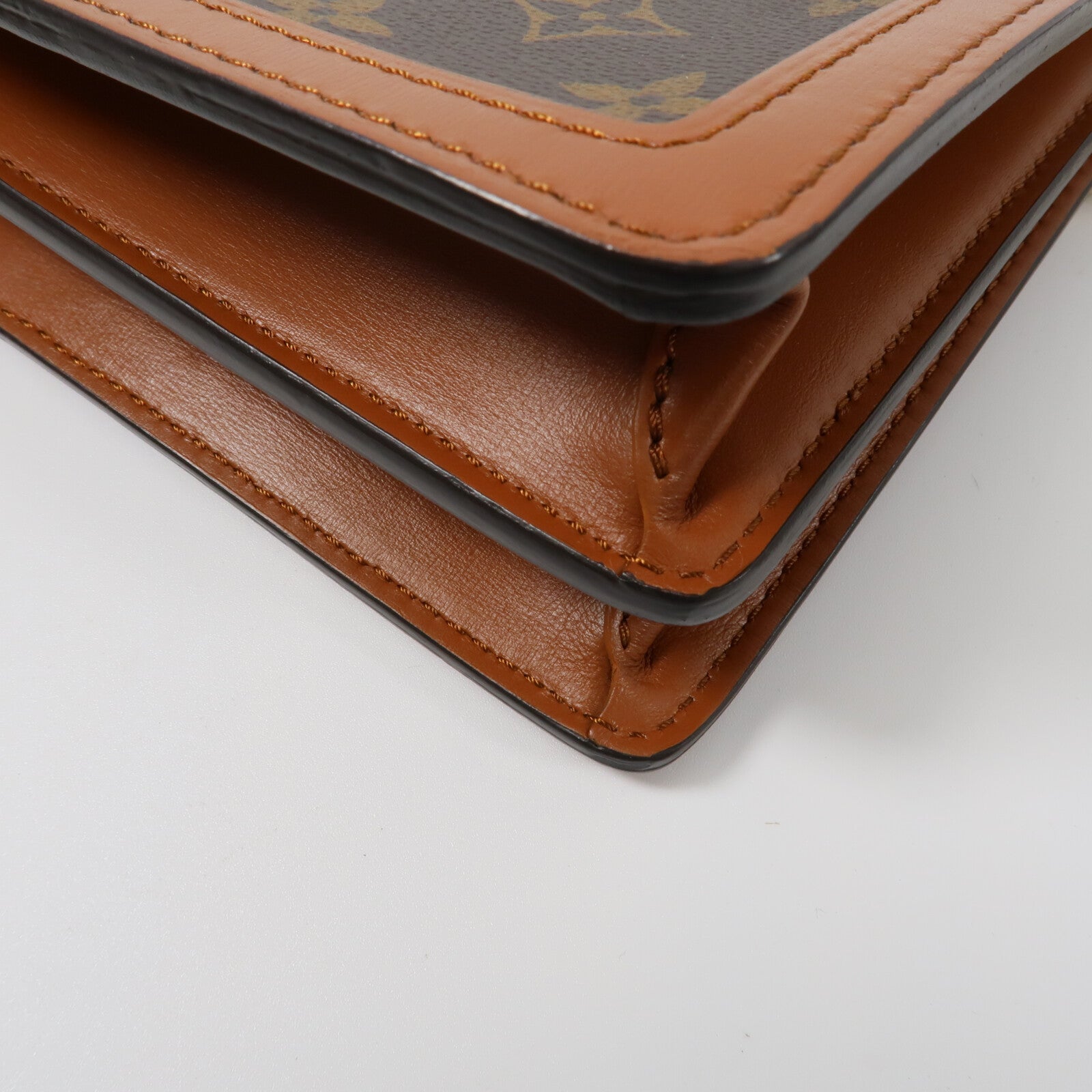 LOUIS VUITTON Monogram Reverse Dauphine MM鏈帶手挽肩背兩用袋