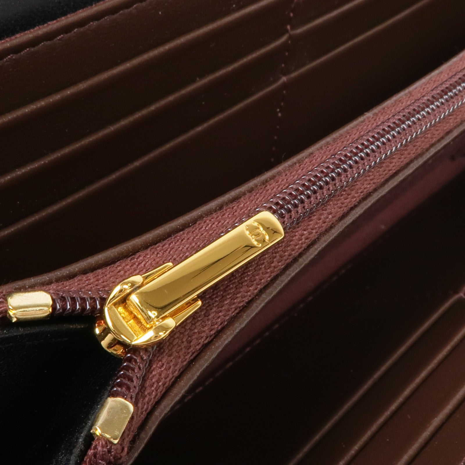 CHANEL 羊皮皮革Long Wallet金扣長錢包