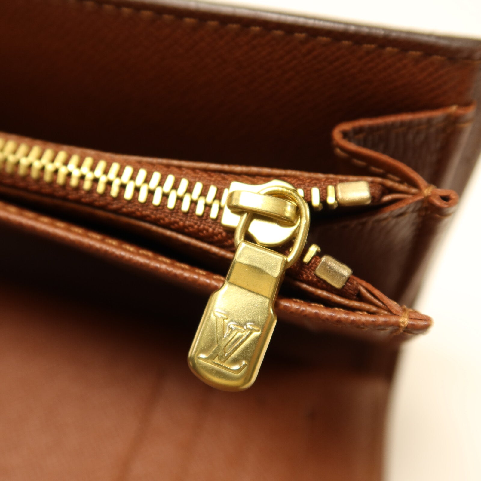 LOUIS VUITTON Monogram Portefeuille Alexandra Wallet金扣錢包