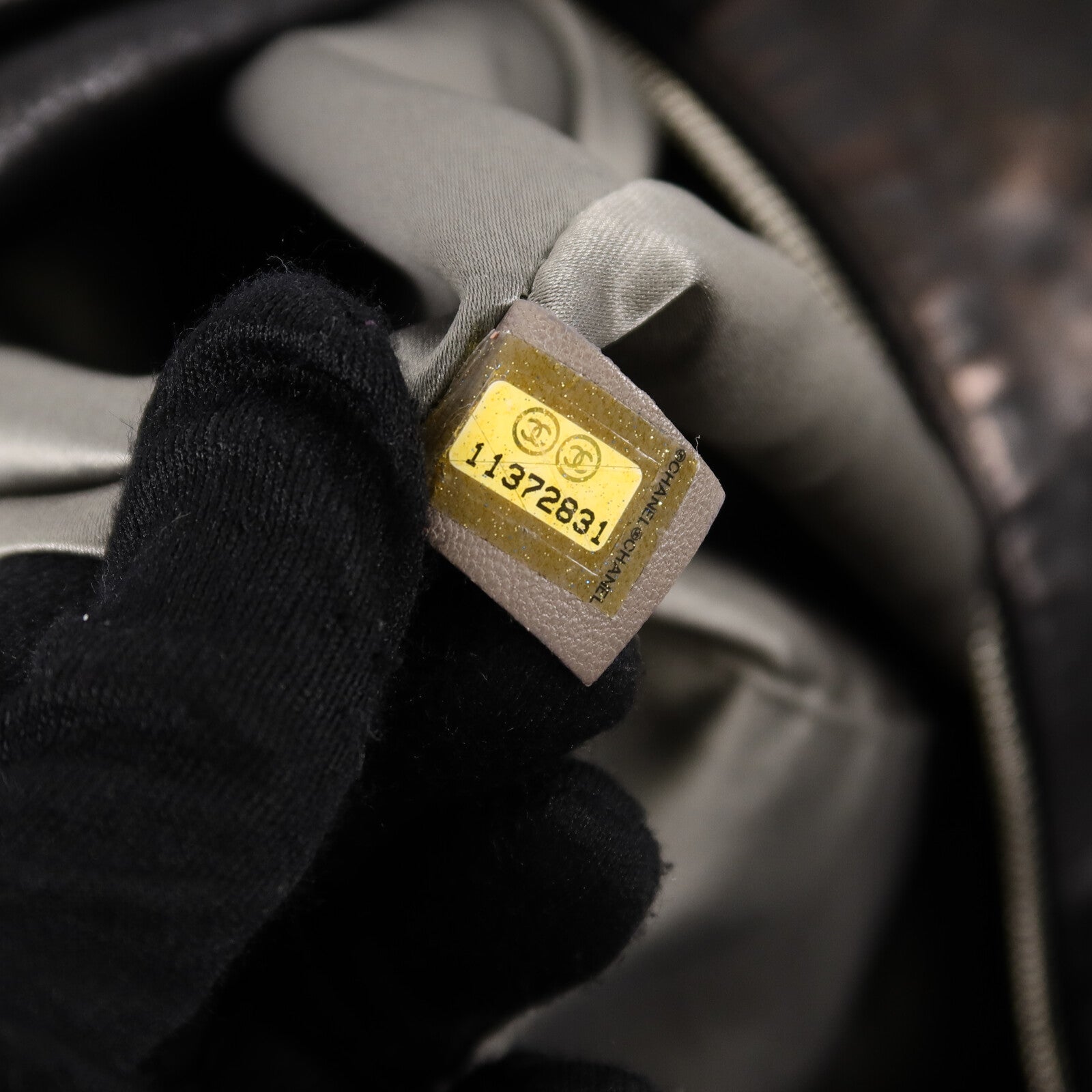 CHANEL 牛皮皮革Chain Shoulder Bag鏈帶肩背袋