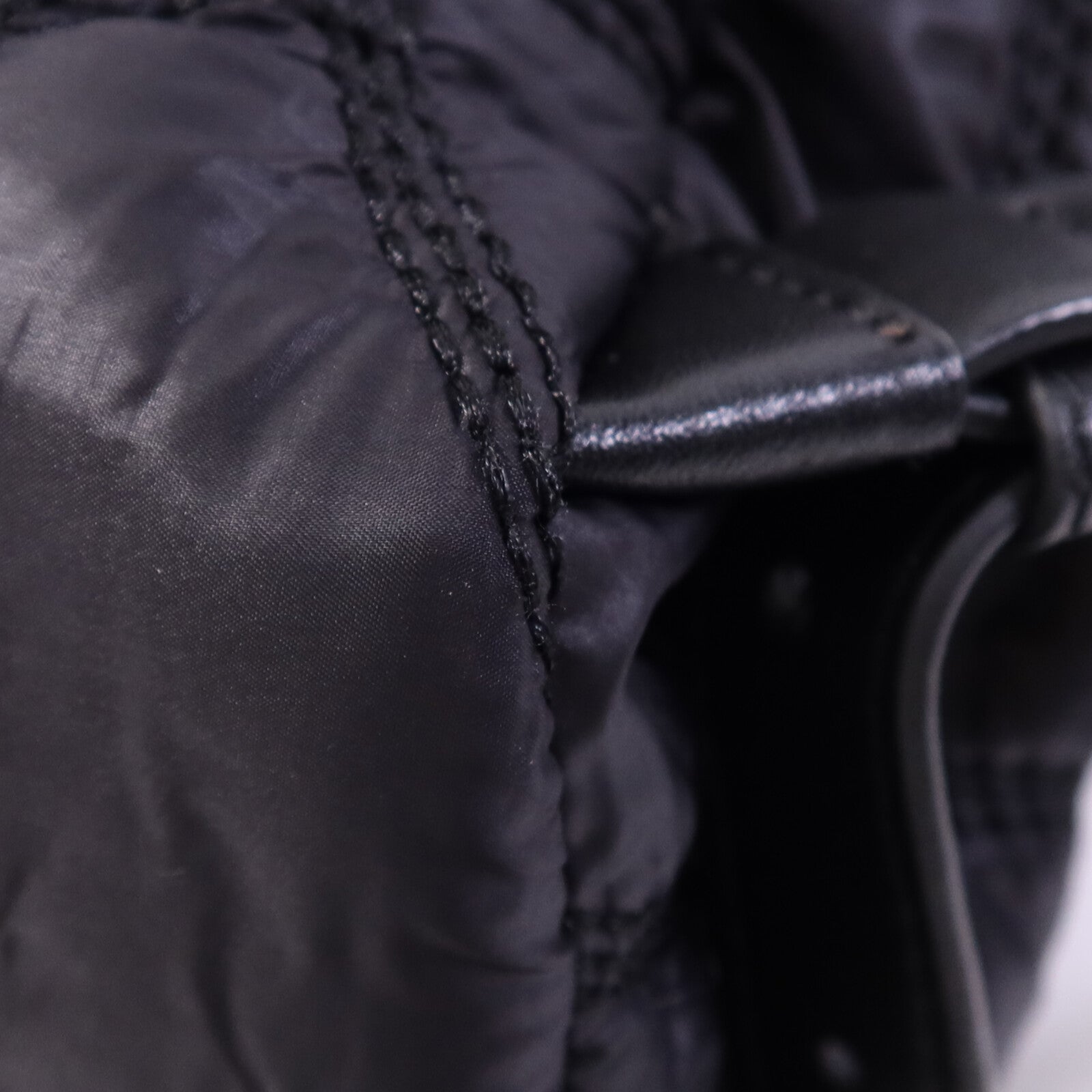 MOSCHINO 尼龍Backpack金扣背包