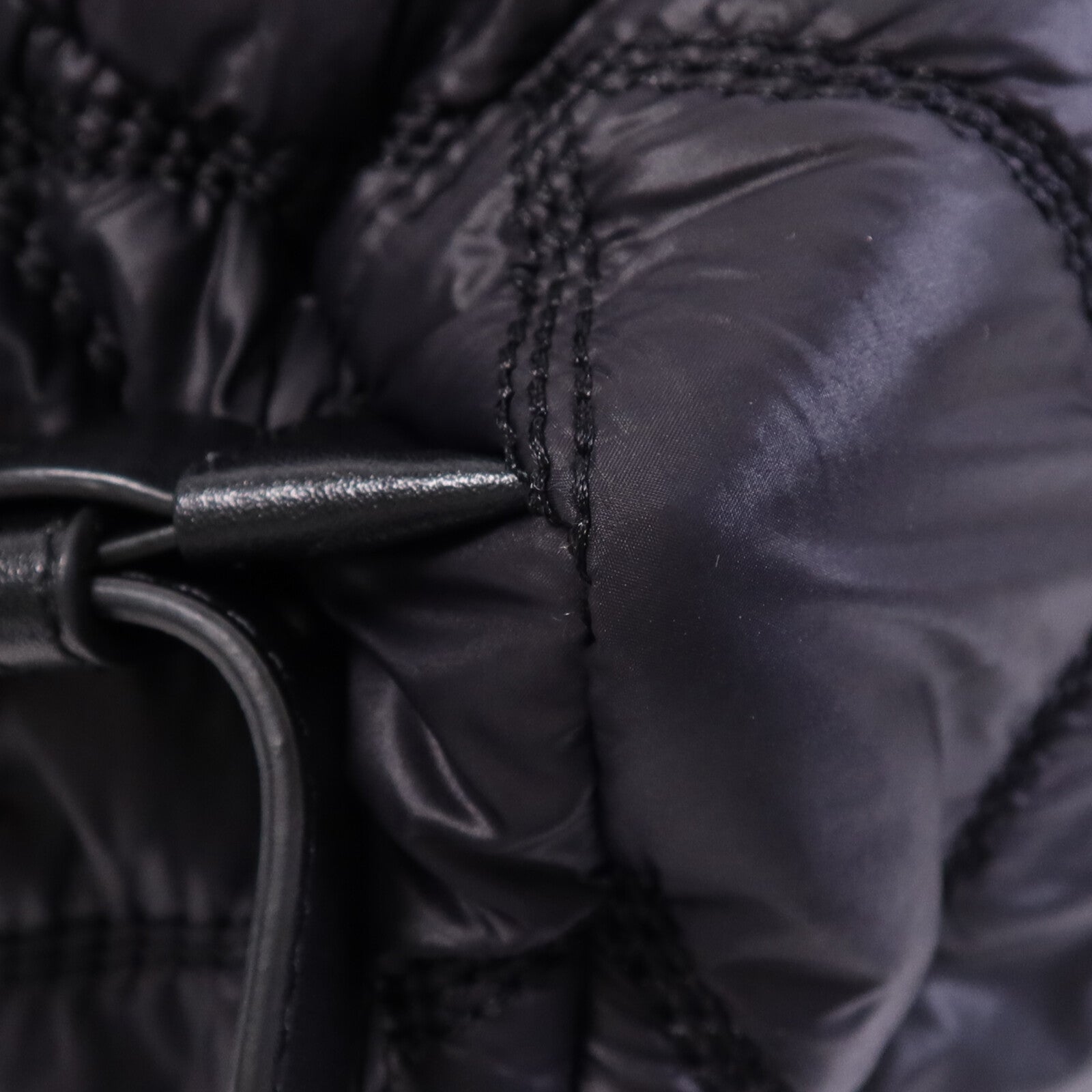 MOSCHINO 尼龍Backpack金扣背包