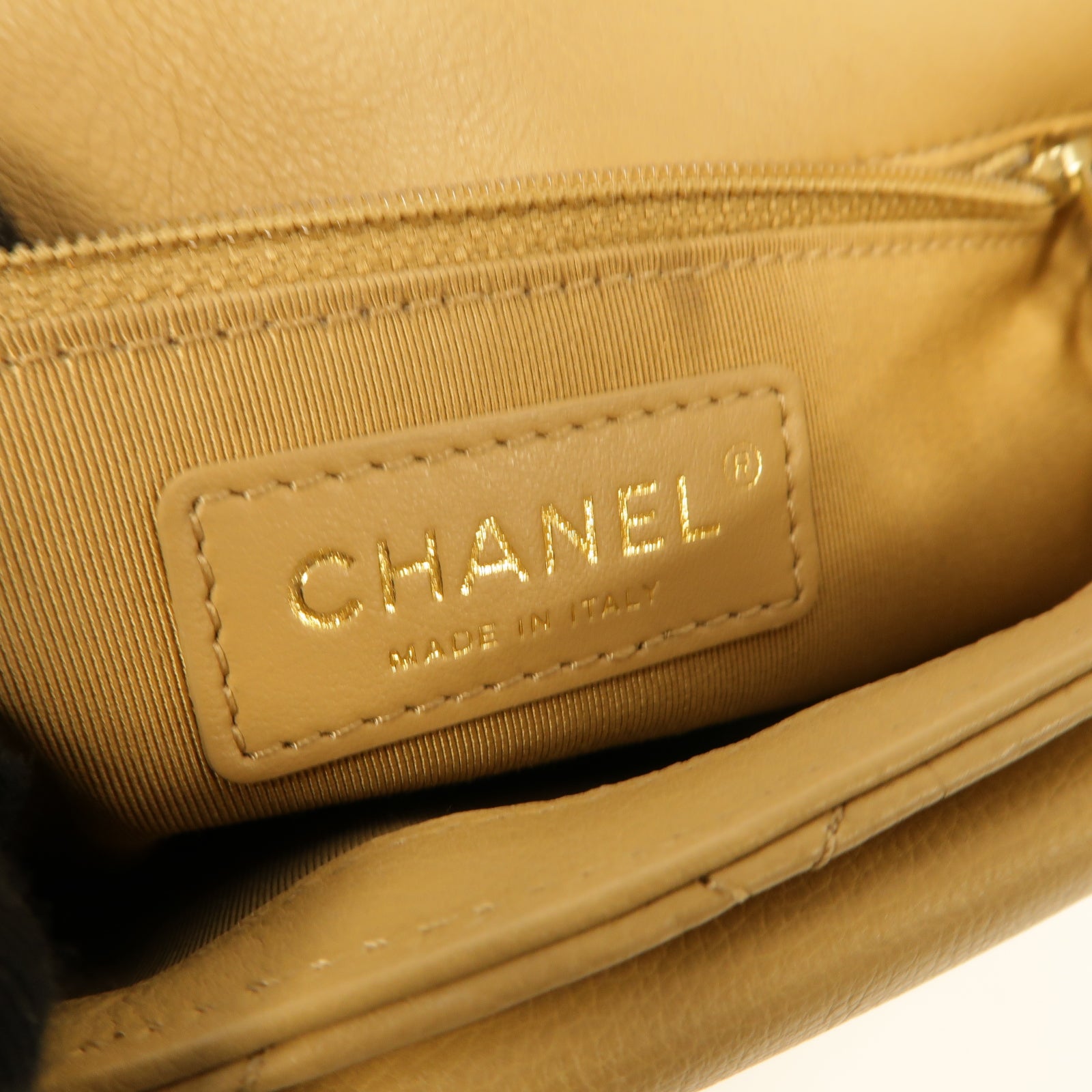 CHANEL 【激減優惠】菱格羊皮皮革Chain Shoulder金扣鏈帶肩背袋米色