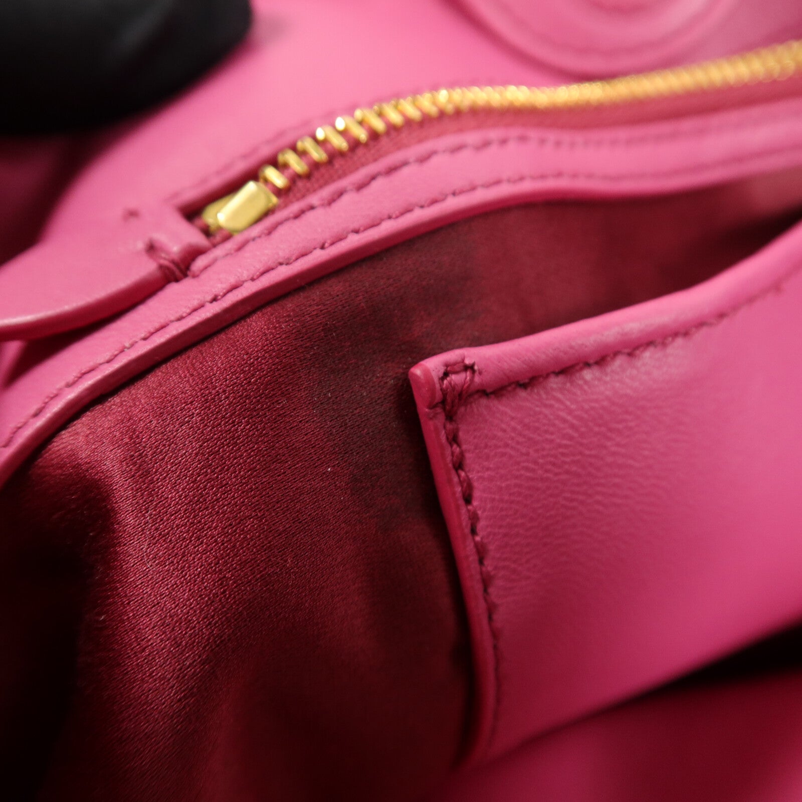 Miu Miu 羊皮皮革2 Way Shoulder手挽肩背兩用袋
