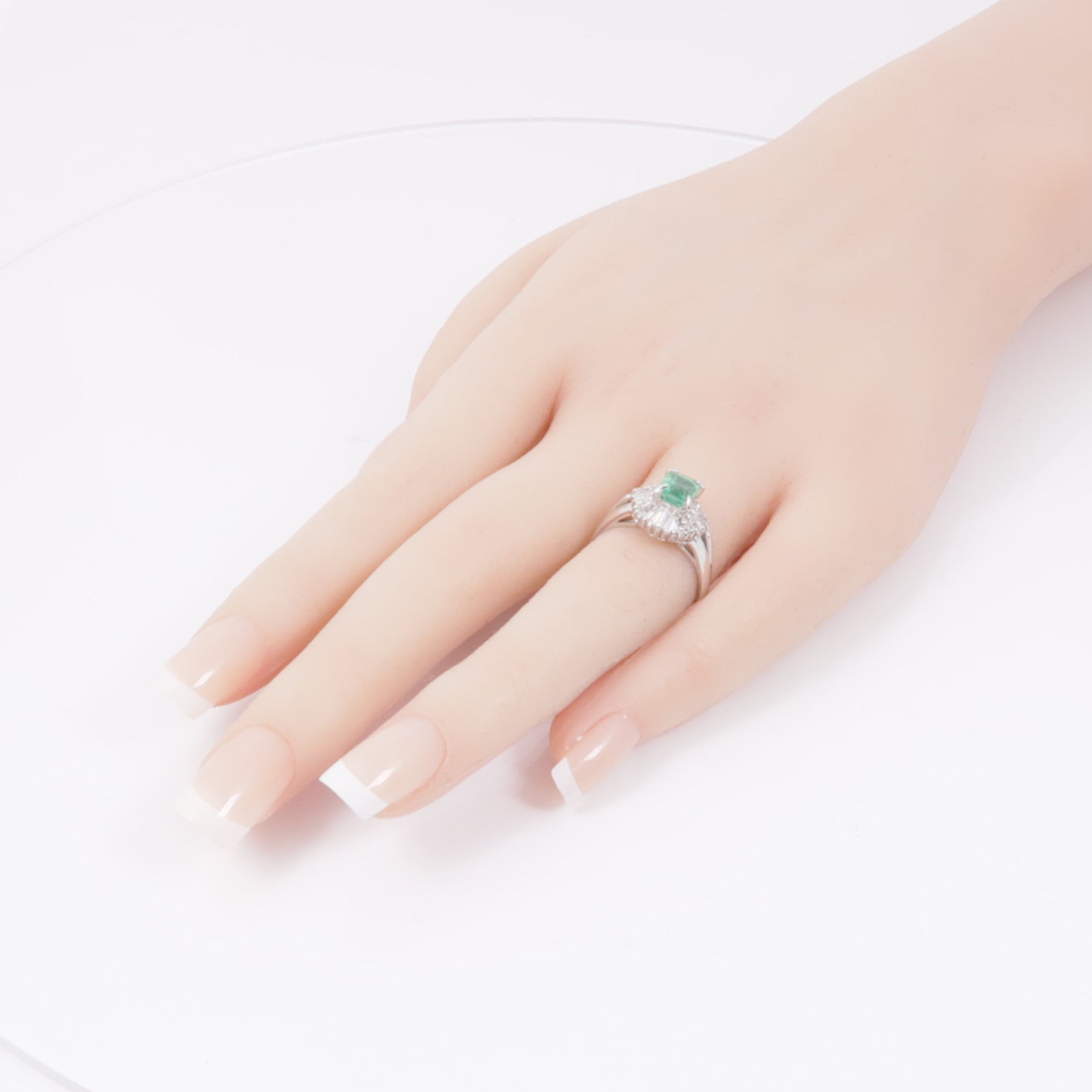 JEWELRY PT900鉑金Emerald/Diamond Ring綠寶石/鑽石戒指US#6.75