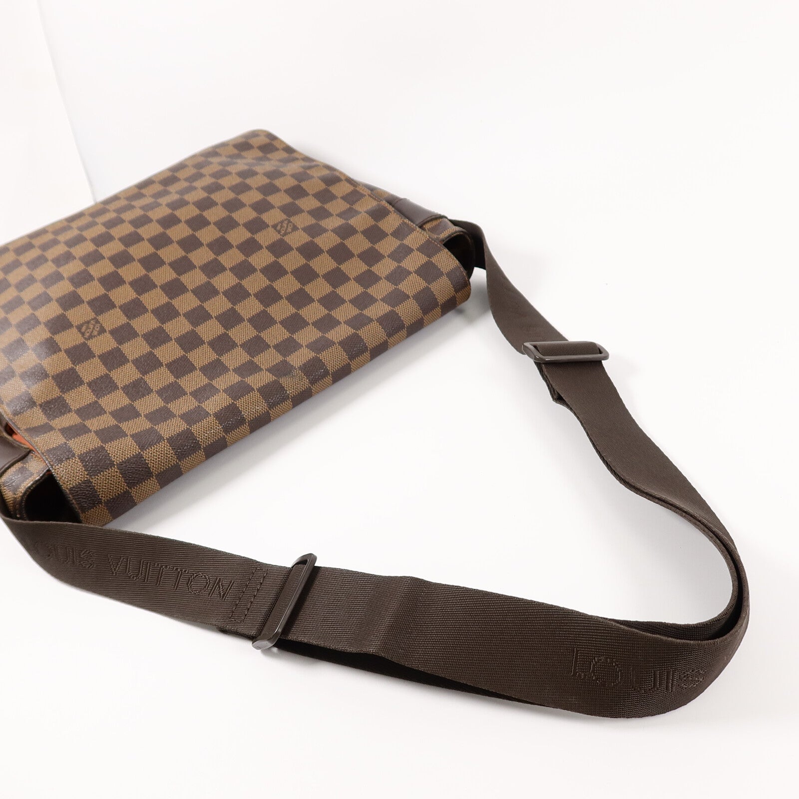LOUIS VUITTON Damier Bastille肩背袋