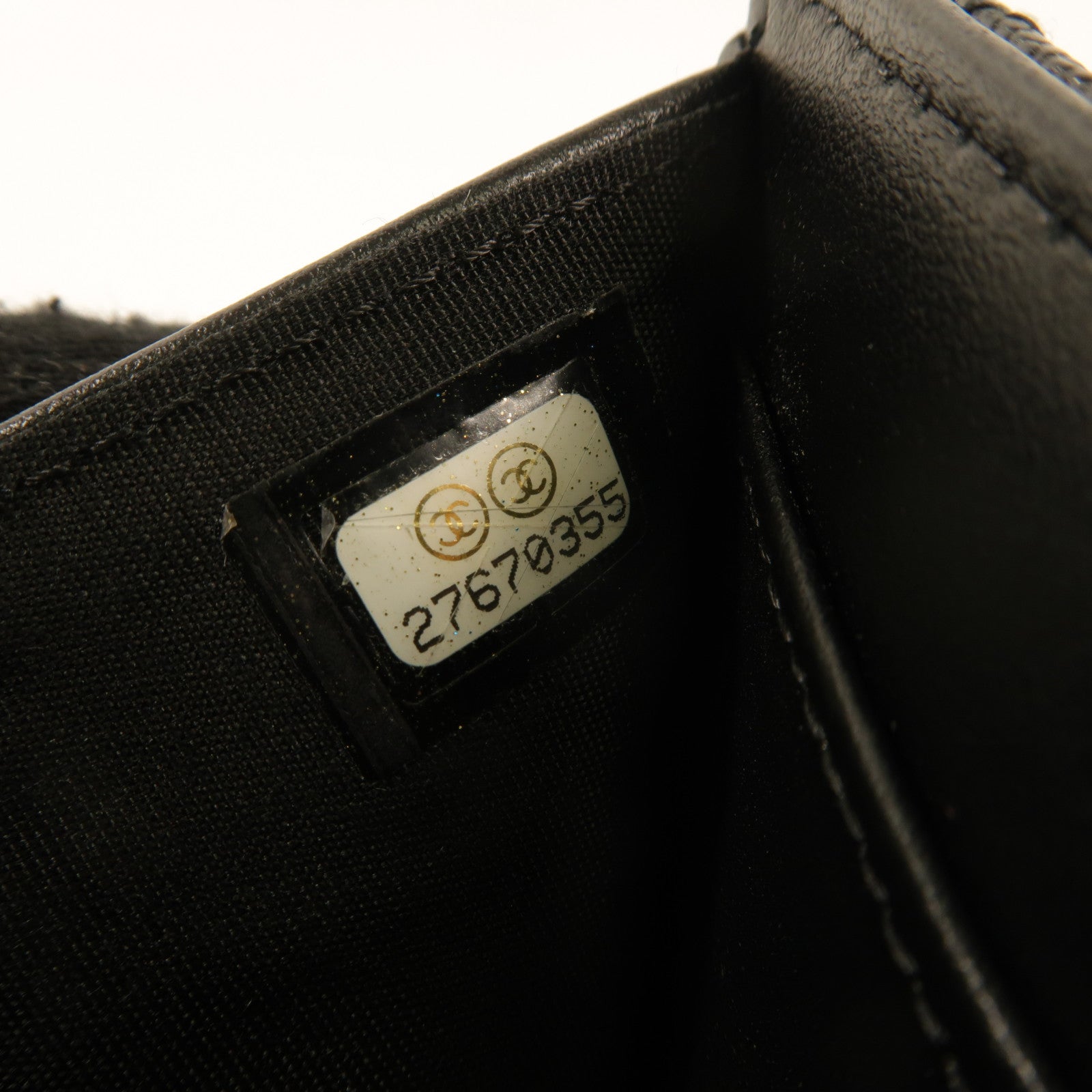 CHANEL 牛皮皮革Boy Wallet金扣錢包