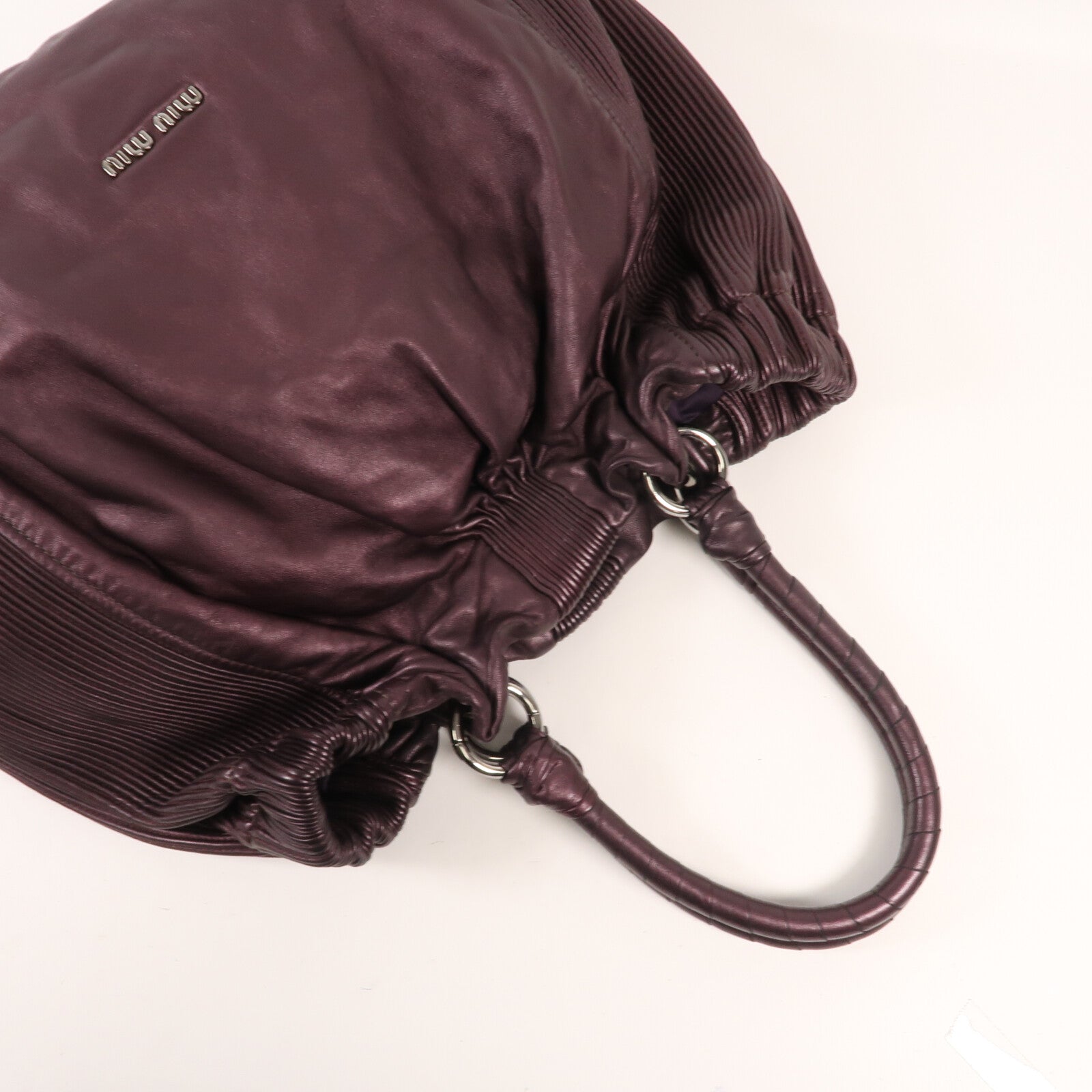 Miu Miu 牛皮皮革Tote Bag銀扣手挽袋