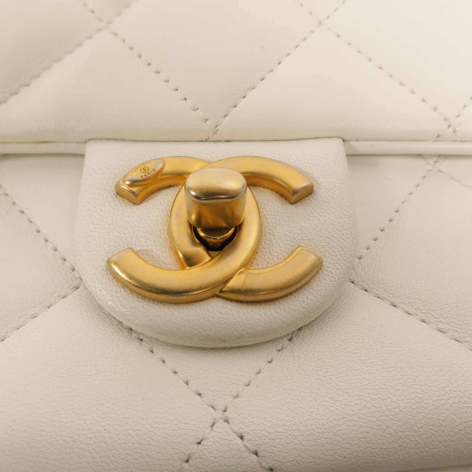 CHANEL 【激減優惠】牛皮皮革In The Loop Medium Flap Bag鏈帶手挽肩背兩用袋