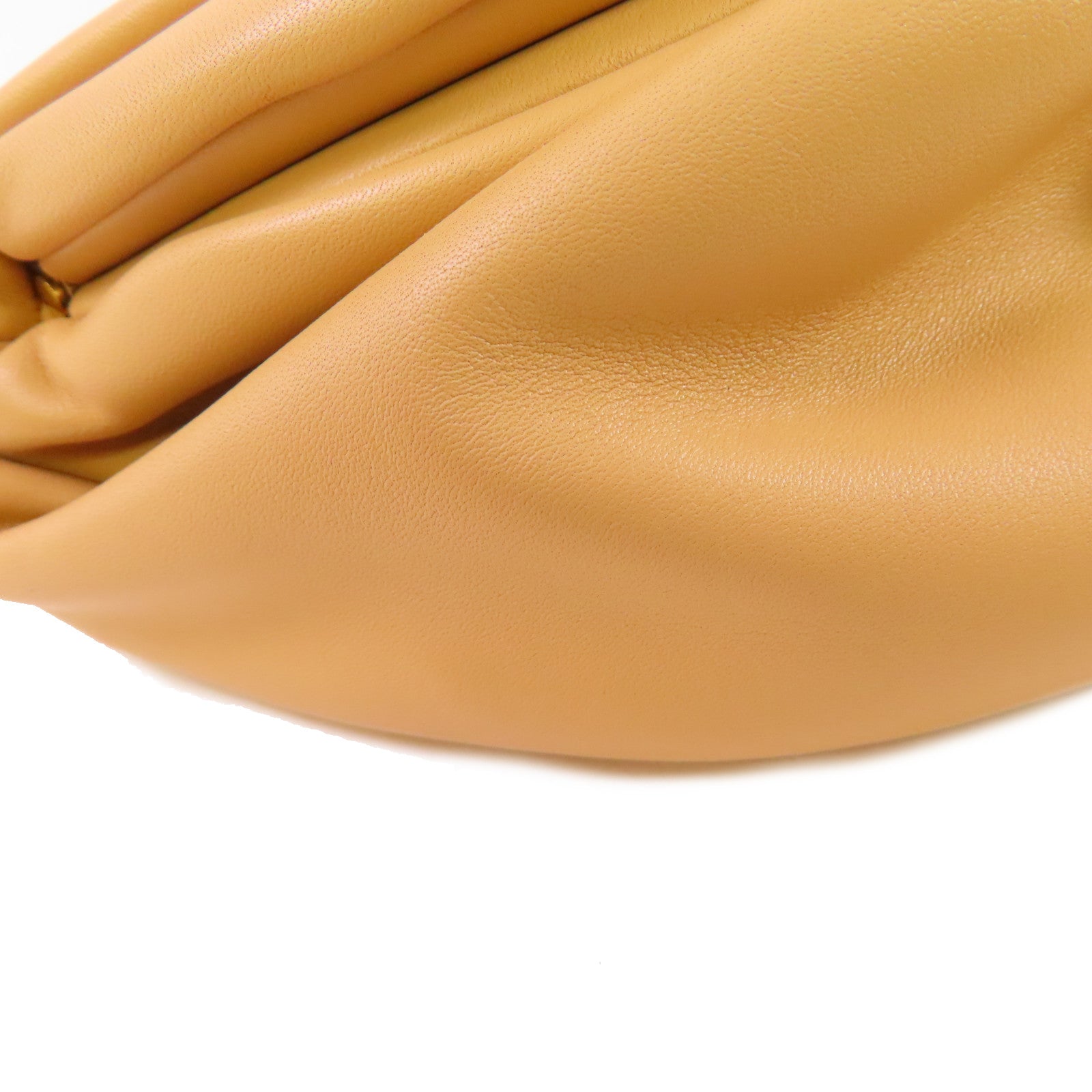 BOTTEGA VENETA 牛皮皮革The Belt Chaon Pouch Waist Bag金扣鏈帶腰包杏色
