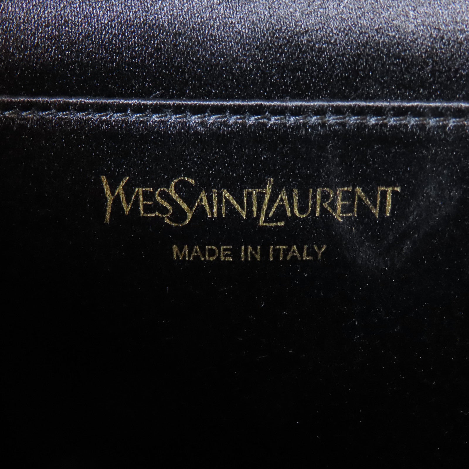 SAINT LAURENT 牛皮皮革Cult金扣手拿包黑色
