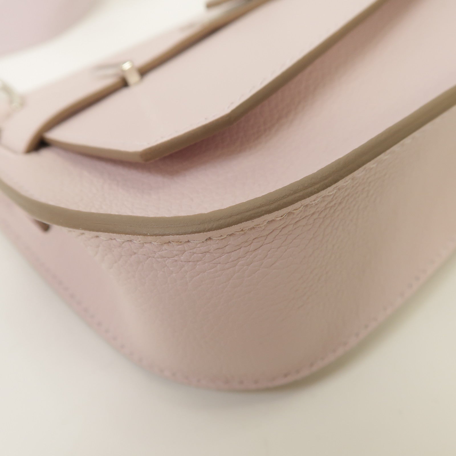 HERMES Evercolor皮革Jypsiere Mini銀扣肩背袋淡紫色