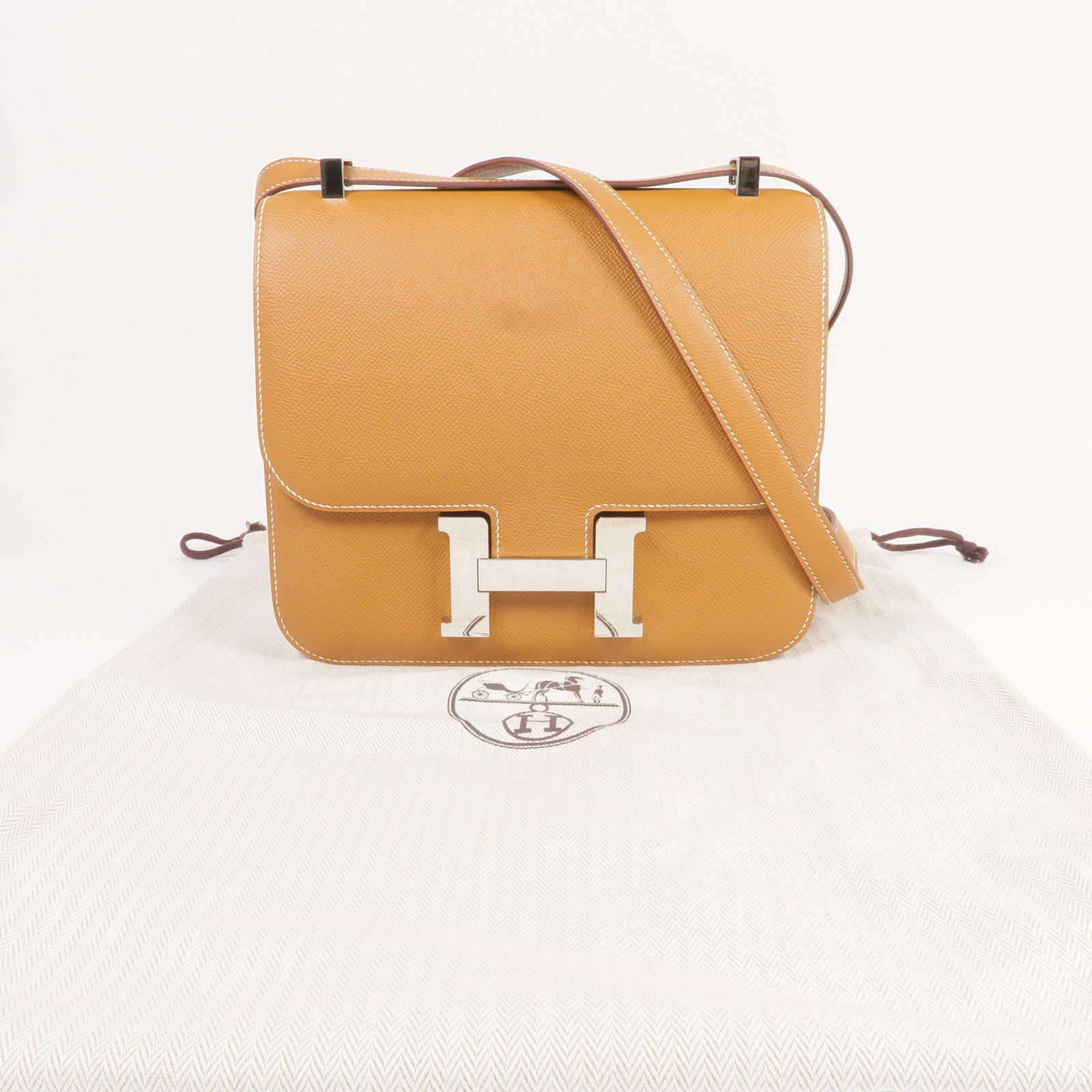 HERMES Epsom皮革Constance 24銀扣肩背袋Gold