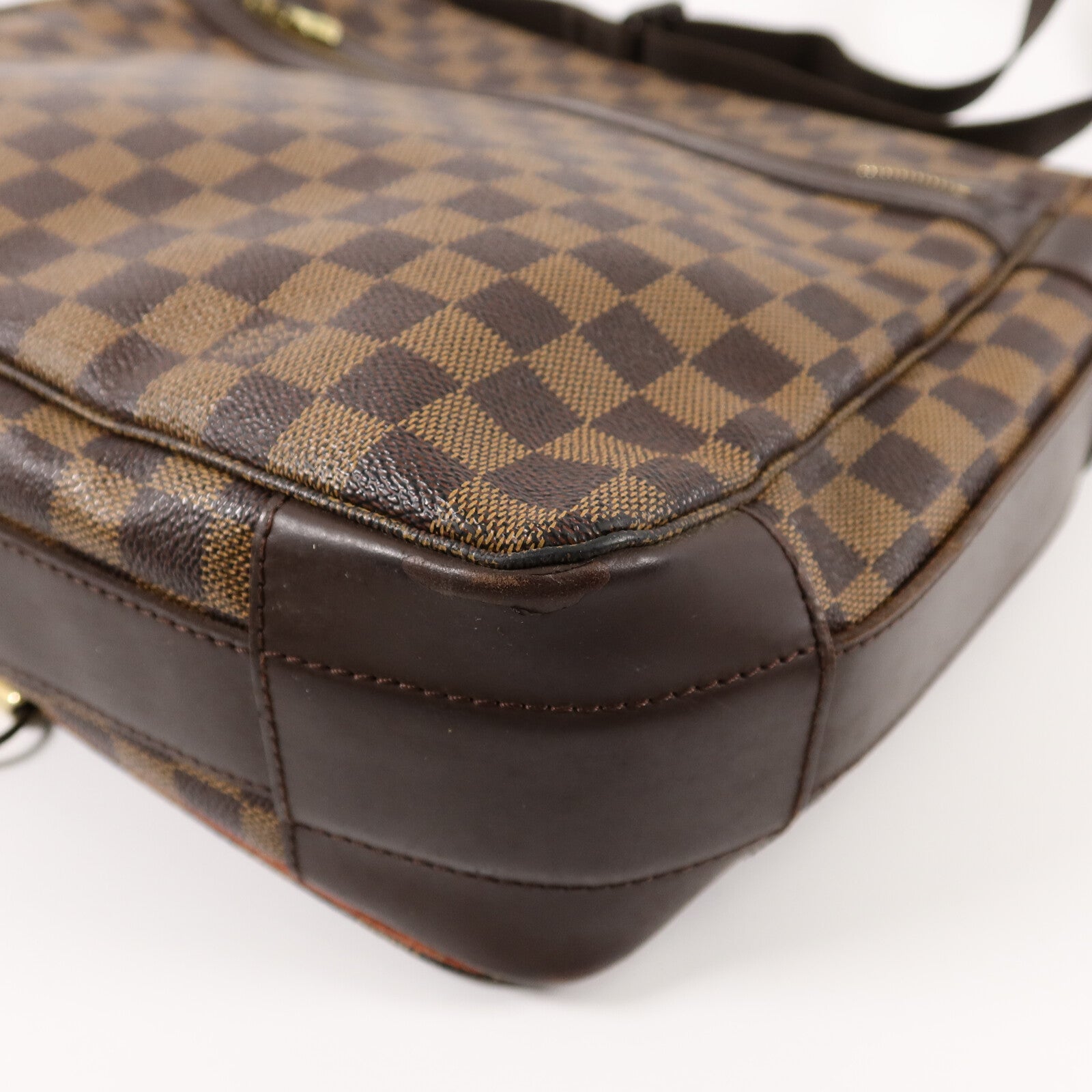 LOUIS VUITTON Damier Bastille肩背袋