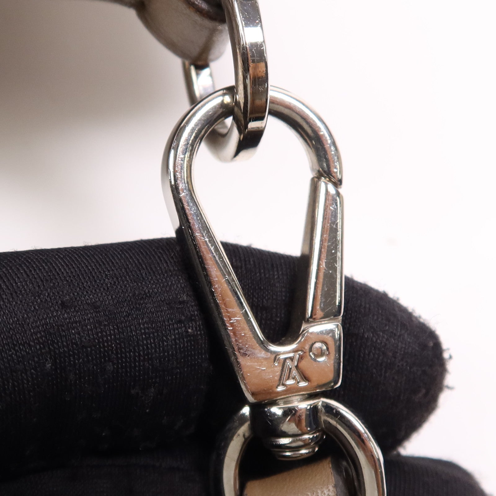 LOUIS VUITTON Mahina Hina PM銀扣手挽肩背兩用袋