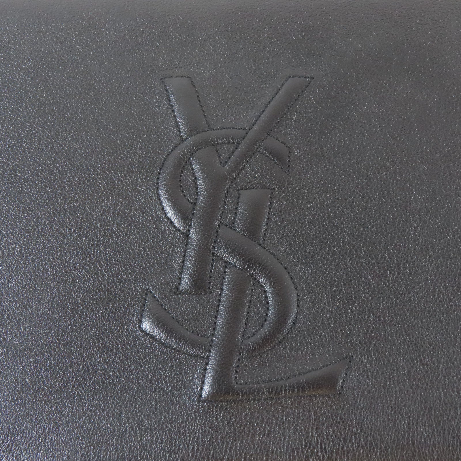 SAINT LAURENT 牛皮皮革Cult金扣手拿包黑色