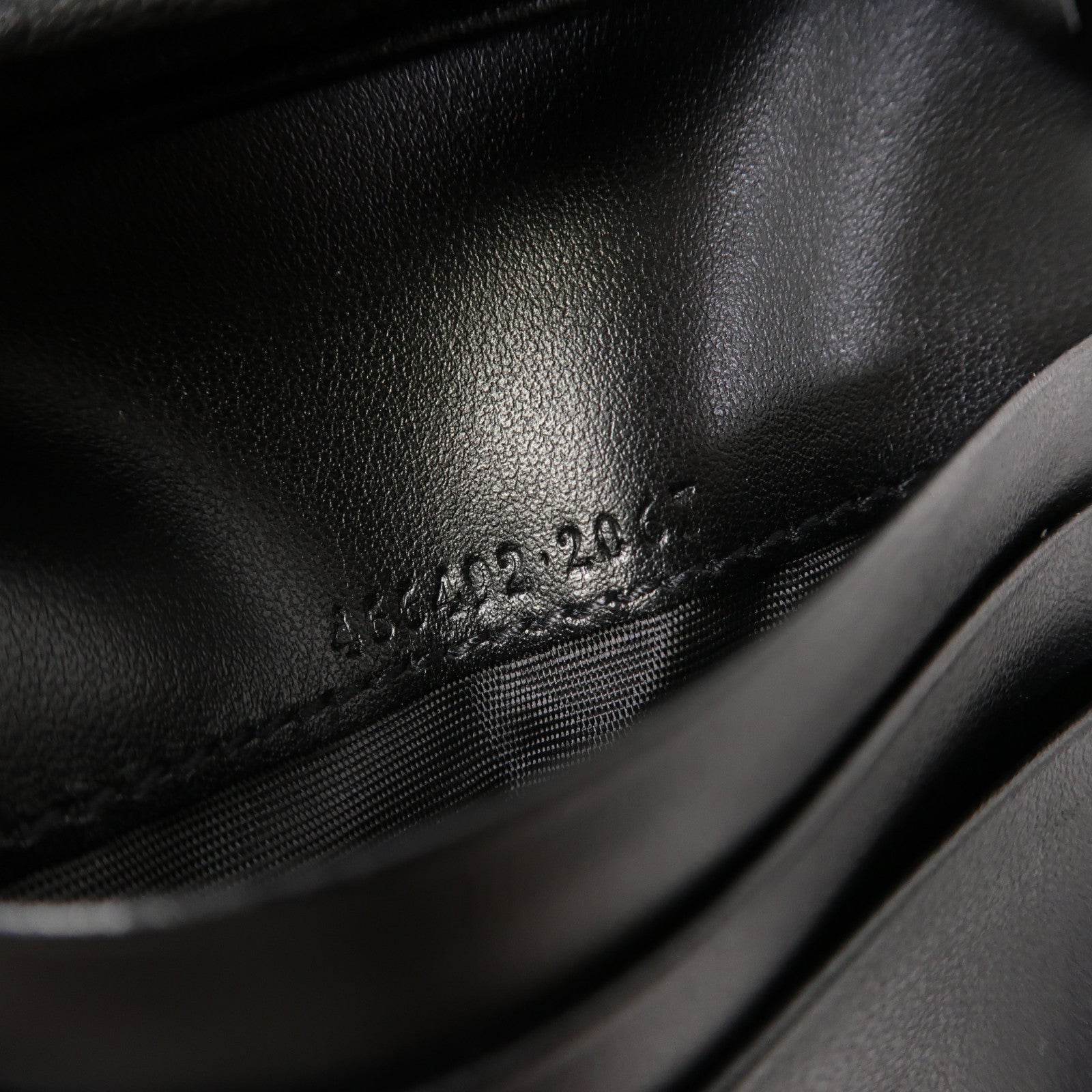 GUCCI 斜紋牛皮皮革Wallet金扣錢包黑色