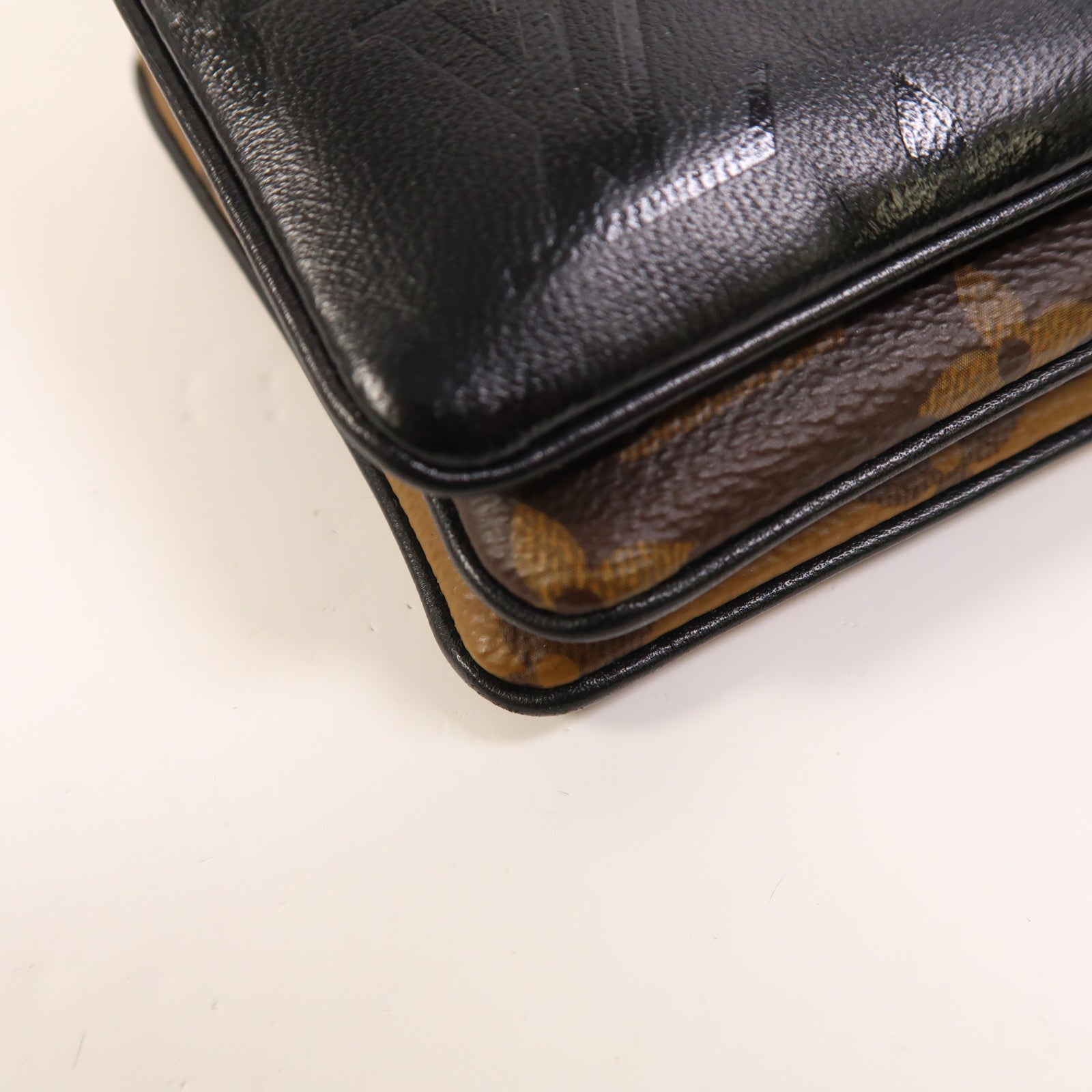 LOUIS VUITTON Monogram/Monogram Reverse Pochette LV 3金扣肩背袋