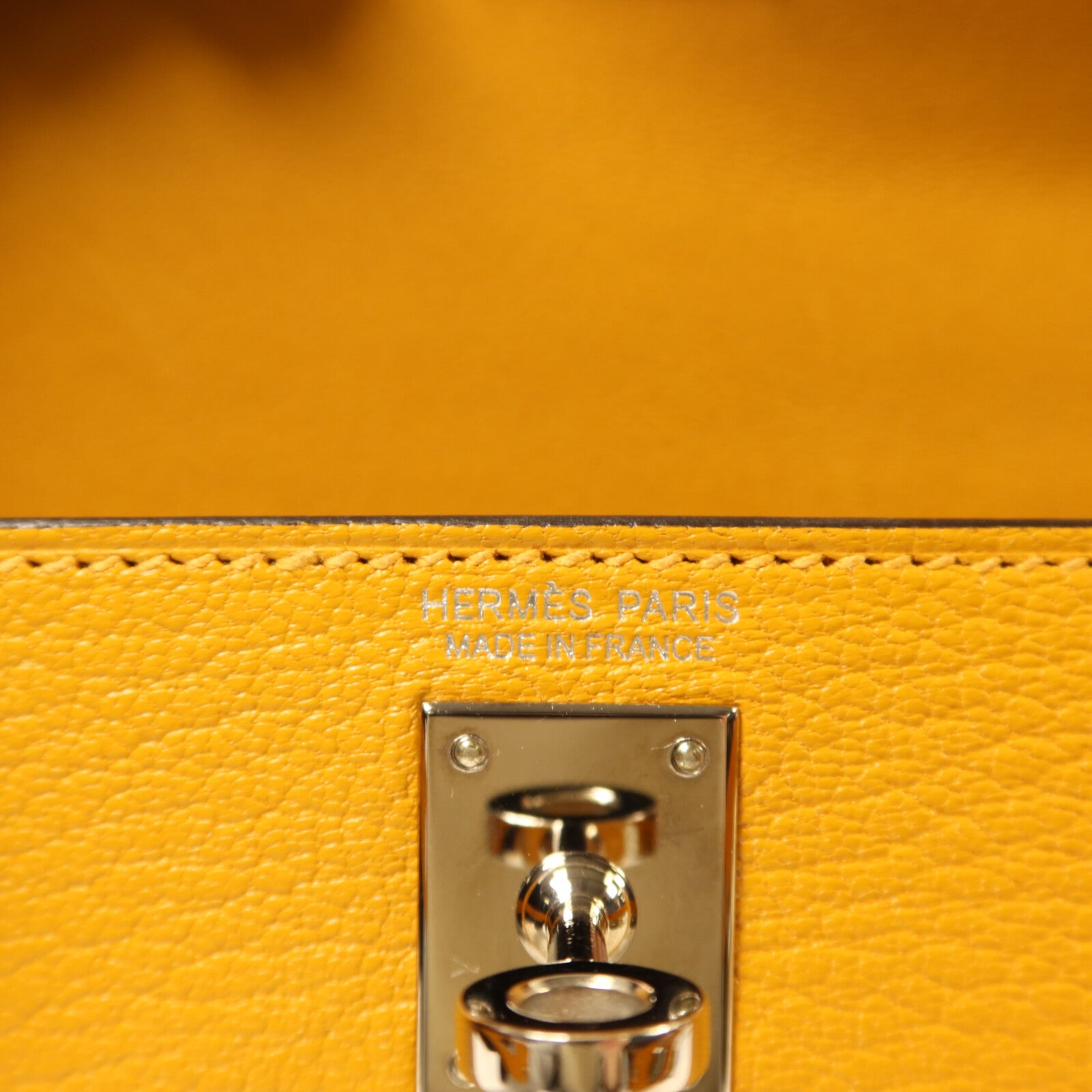 HERMES Chevre皮革Mini Kelly銀扣手挽袋