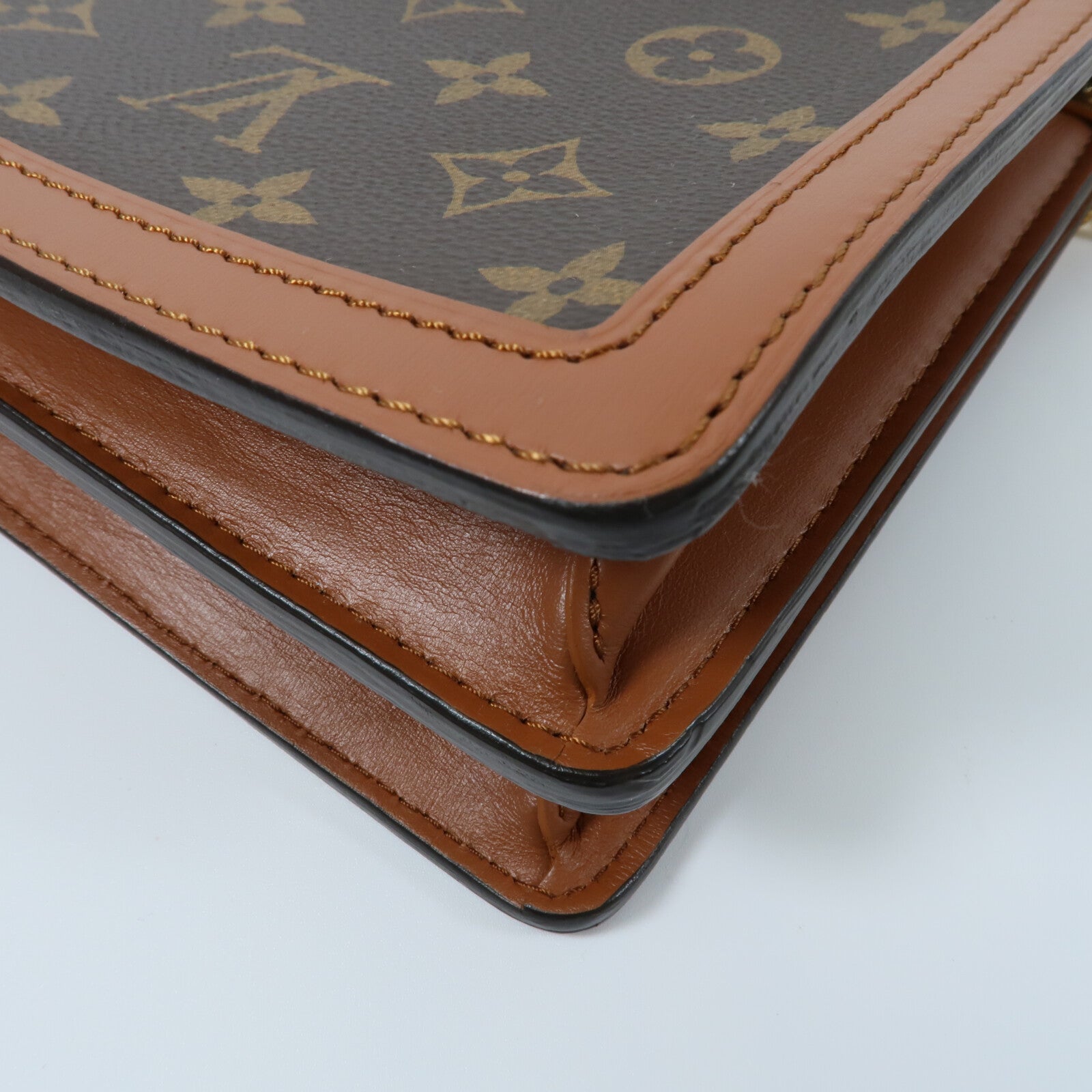 LOUIS VUITTON Monogram Reverse Dauphine MM鏈帶手挽肩背兩用袋