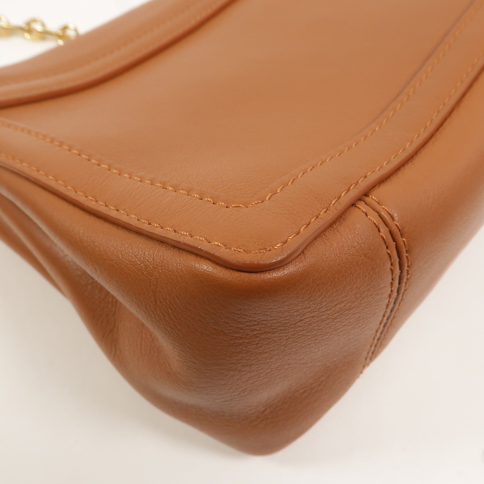 LOUIS VUITTON 牛皮皮革Dauphine Soft MM鏈帶手挽肩背兩用袋