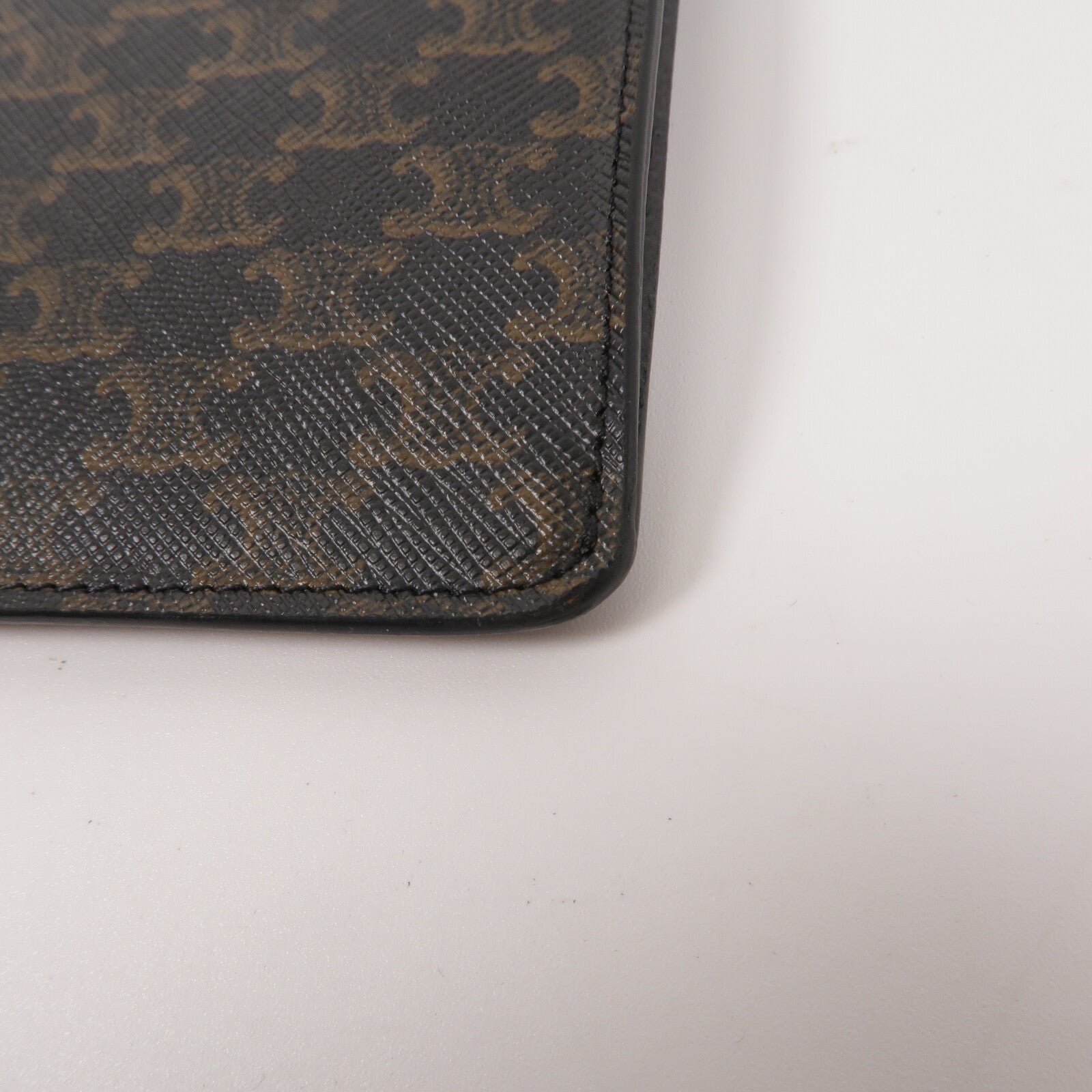 CELINE 牛皮皮革/塗層帆布Triomphe Phone Pouch with Flap肩背袋