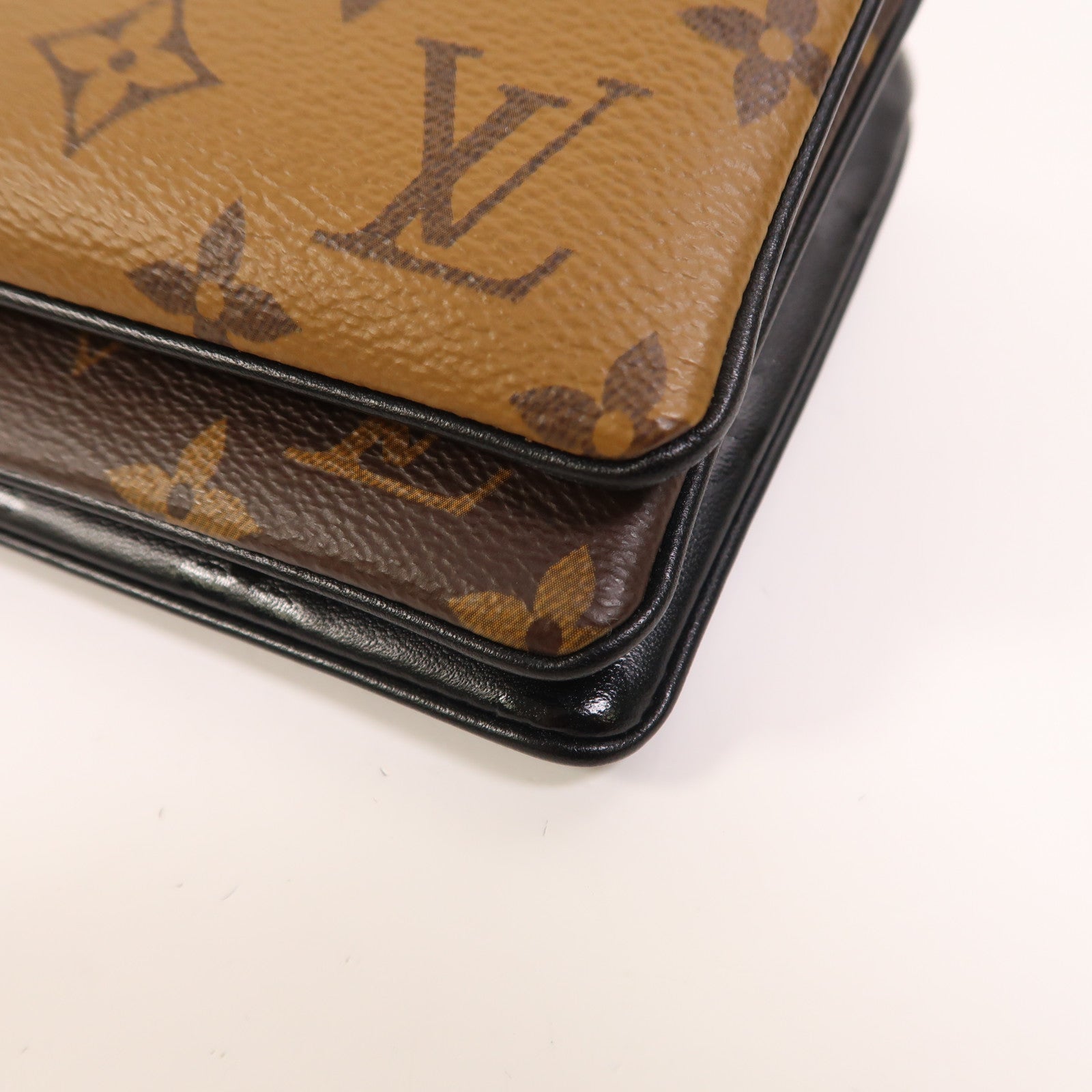 LOUIS VUITTON Monogram/Monogram Reverse Pochette LV 3金扣肩背袋