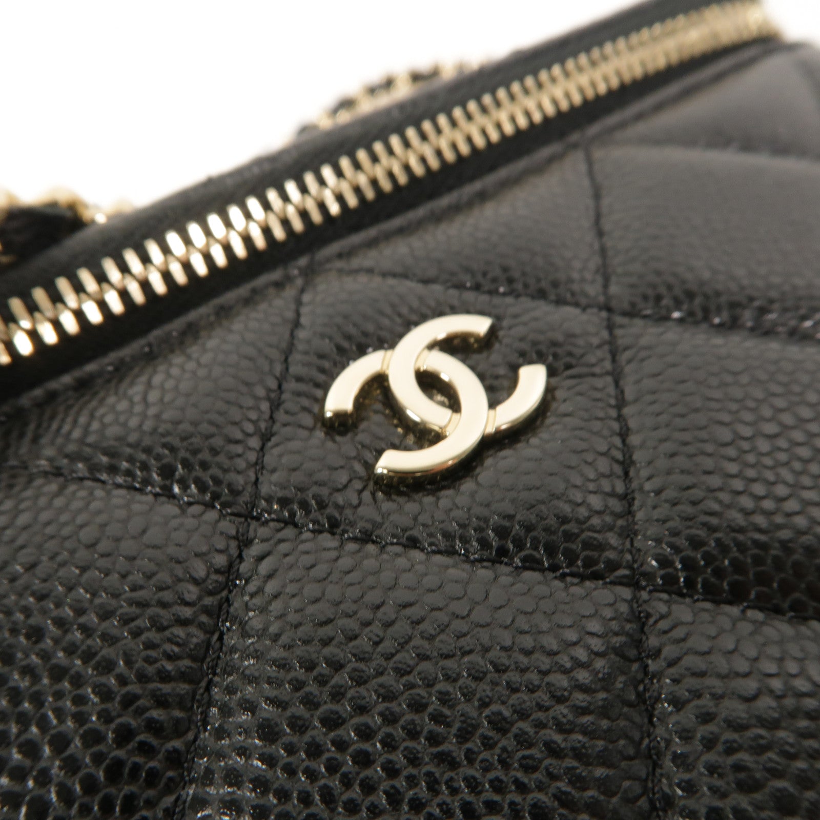 CHANEL 牛皮皮革Vanity Case鏈帶肩背袋