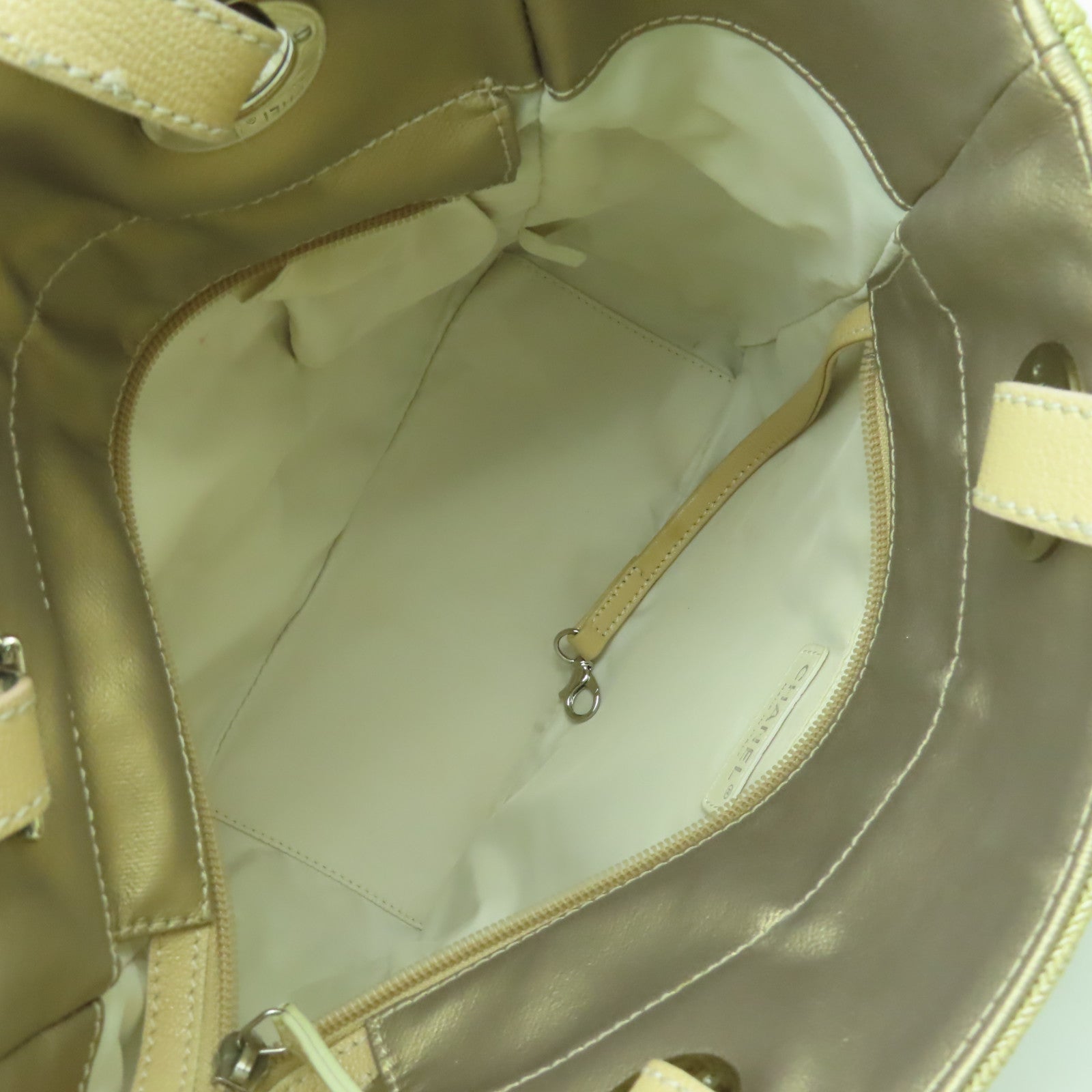 CHANEL 【激減優惠】菱格帆布Handbag金扣肩背袋金色