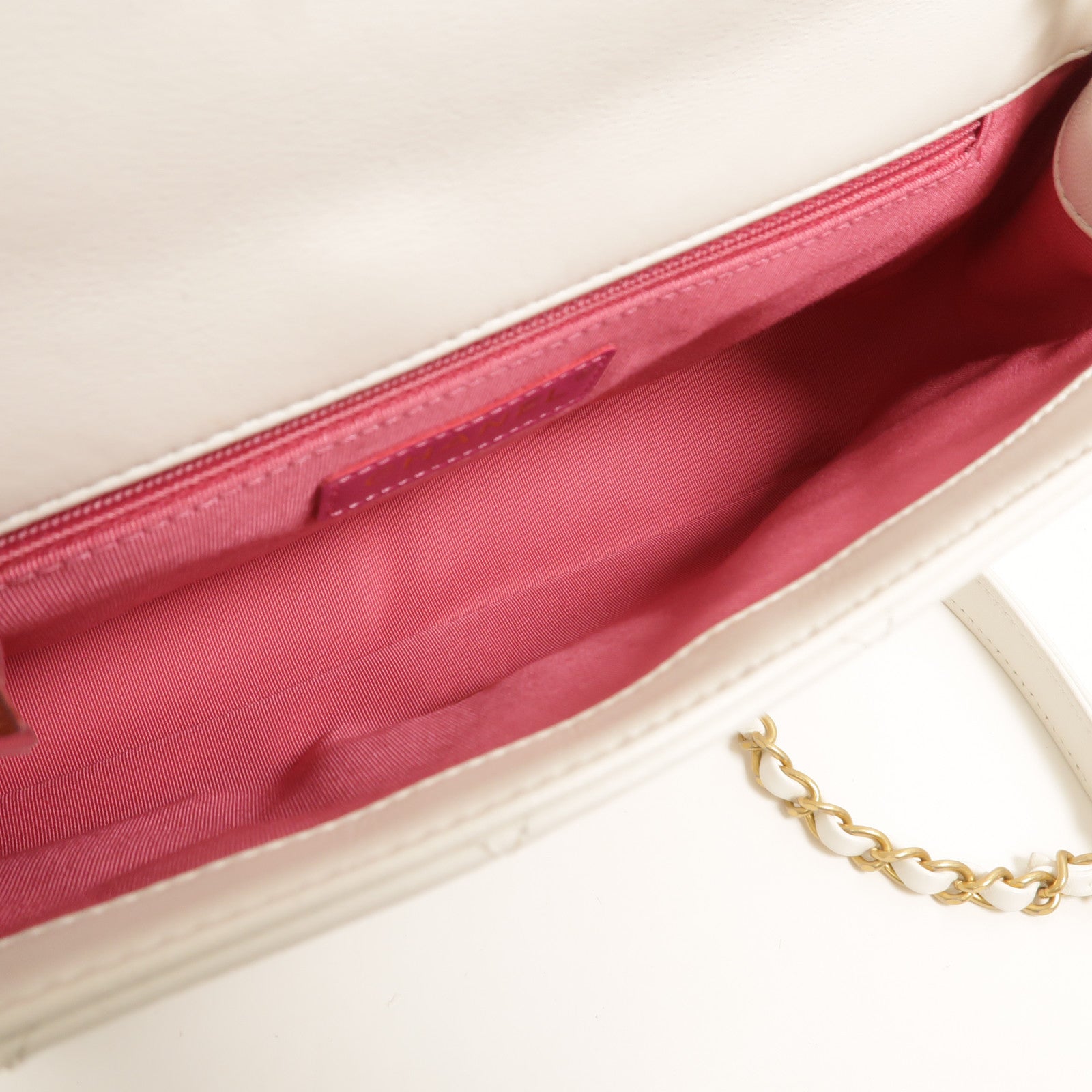 CHANEL 【激減優惠】牛皮皮革In The Loop Medium Flap Bag鏈帶手挽肩背兩用袋