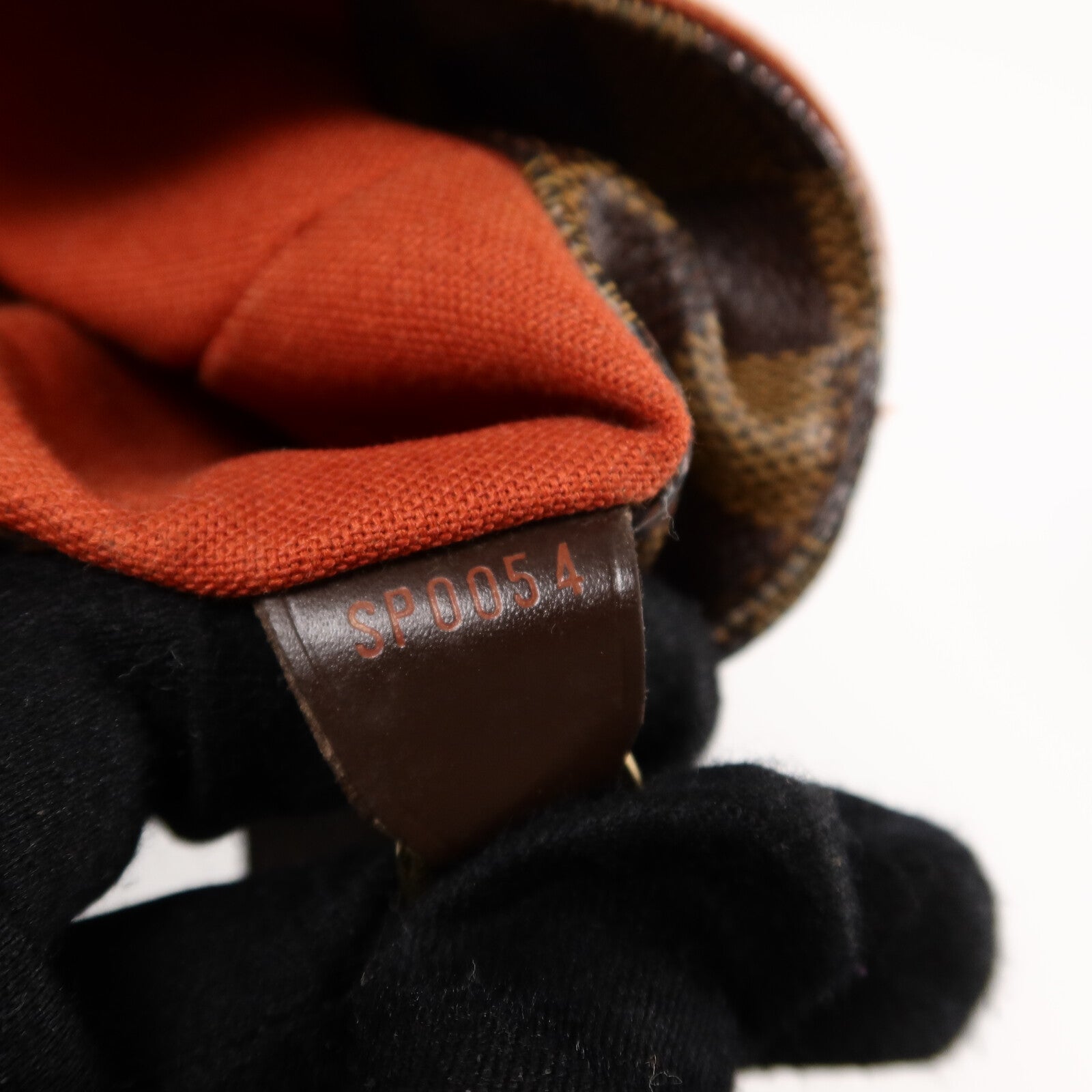 LOUIS VUITTON Damier Bastille肩背袋
