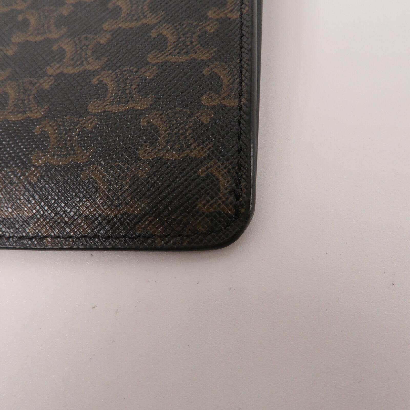 CELINE 牛皮皮革/塗層帆布Triomphe Phone Pouch with Flap肩背袋