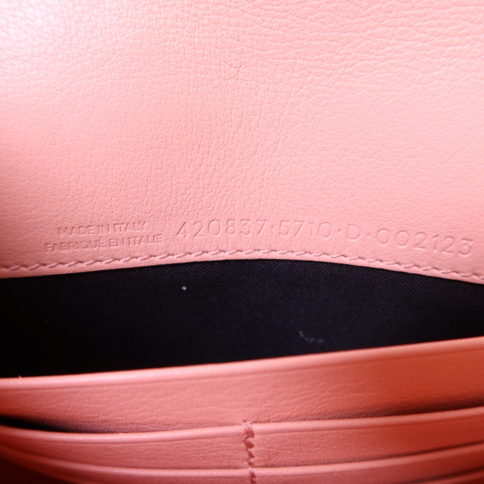 BALENCIAGA 牛皮皮革Shoulder Bag銀扣鏈帶肩背袋