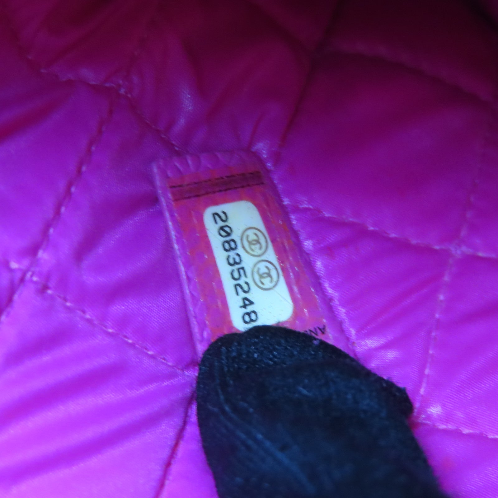 CHANEL 【激減優惠】菱格牛皮皮革Clutch銀扣手拿包粉紅色
