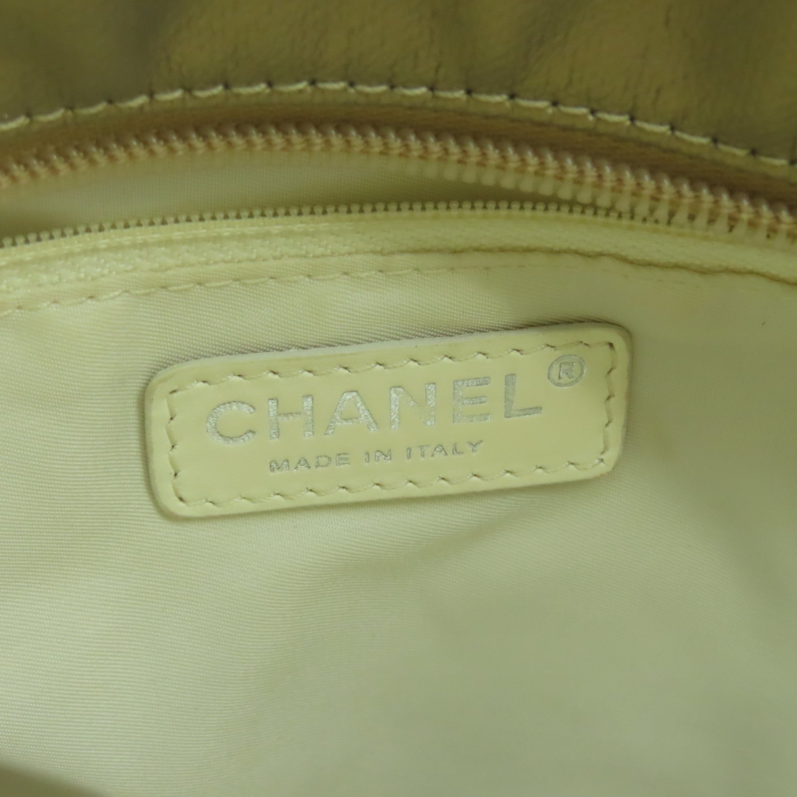 CHANEL 【激減優惠】菱格帆布Handbag金扣肩背袋金色
