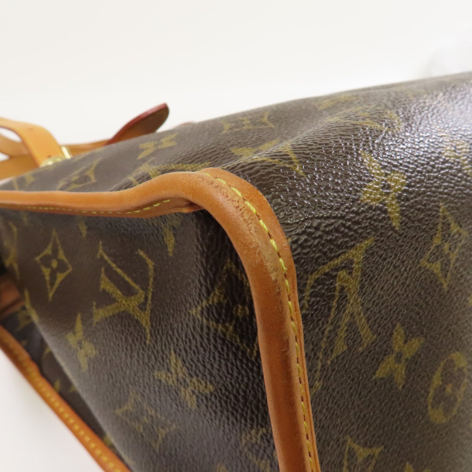 LOUIS VUITTON Monogram Popincourt Haut金扣肩背袋啡色