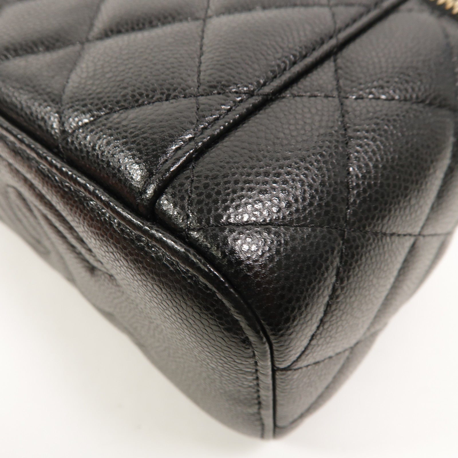 CHANEL 牛皮皮革Vanity Case鏈帶肩背袋