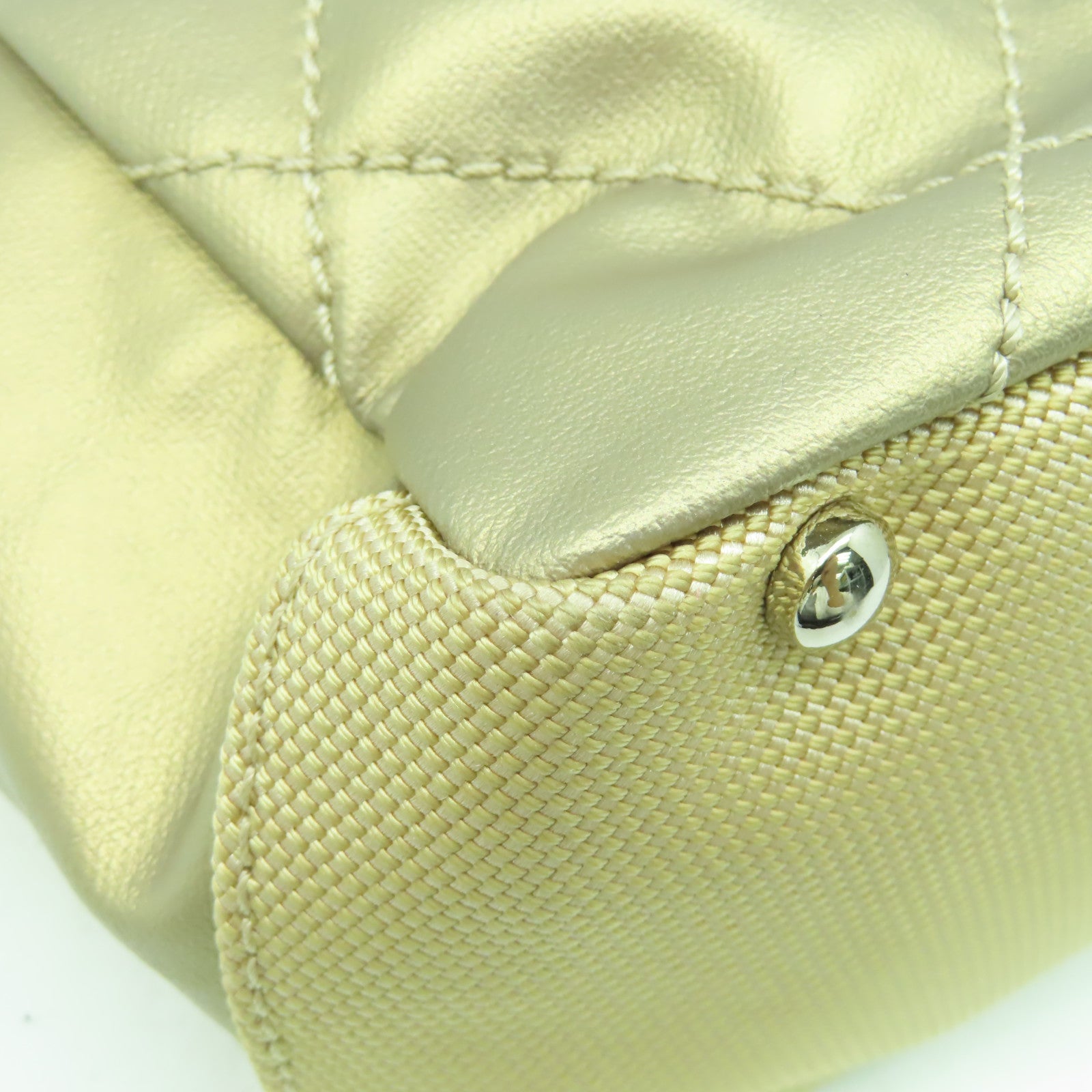 CHANEL 【激減優惠】菱格帆布Handbag金扣肩背袋金色