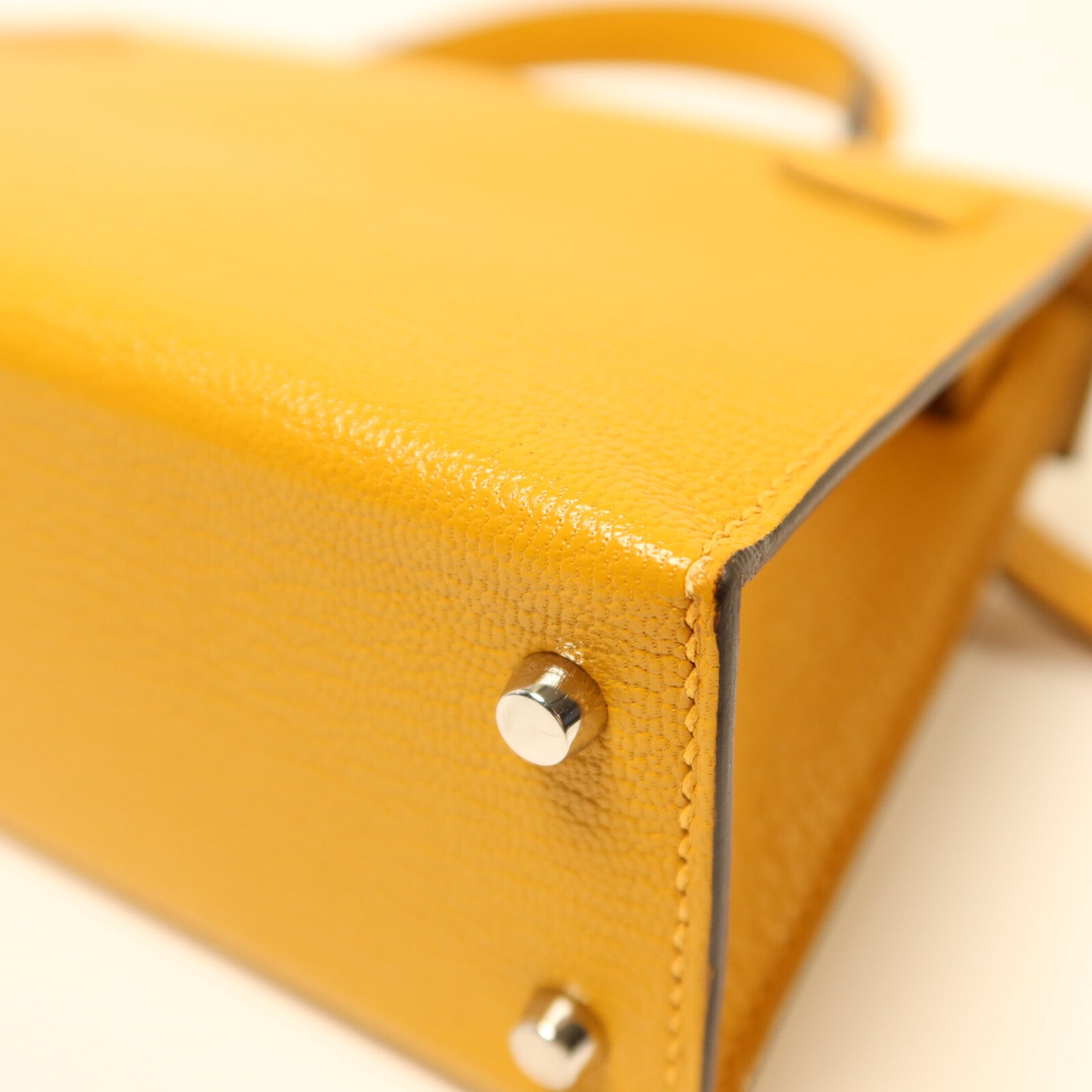 HERMES Chevre皮革Mini Kelly銀扣手挽袋