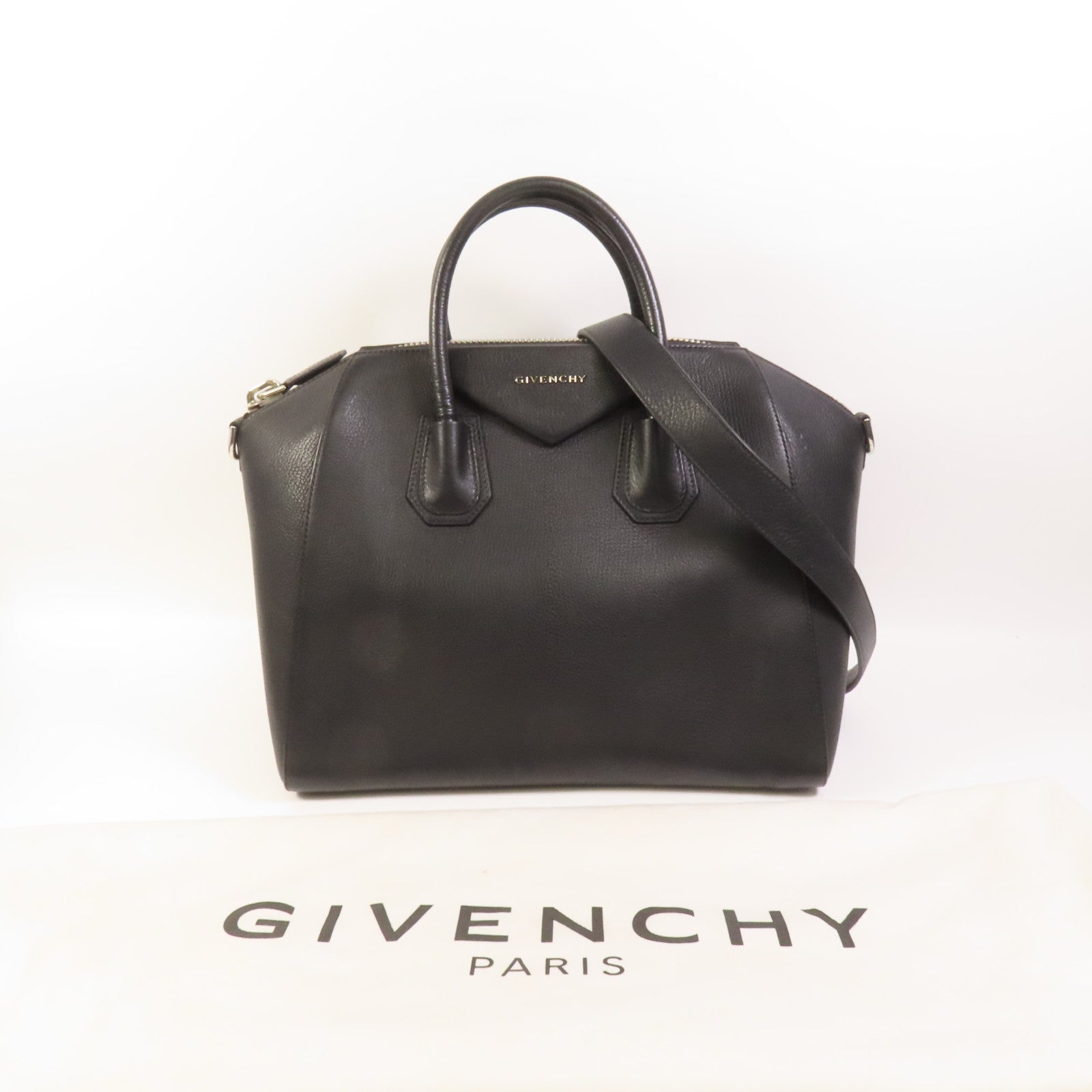 GIVENCHY 【激減優惠】牛皮皮革Antigona銀扣手挽肩背兩用袋