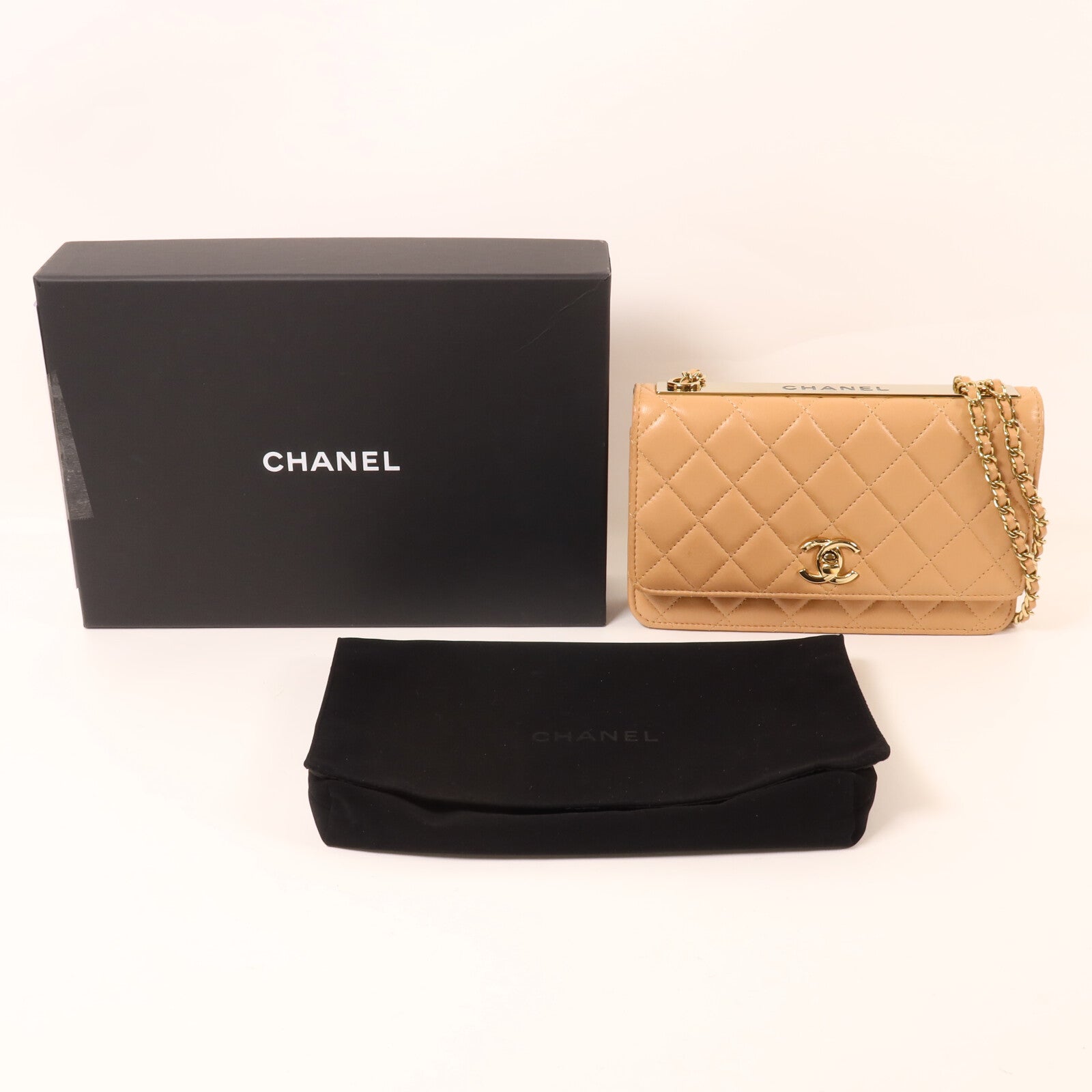 CHANEL 羊皮皮革Trendy Wallet On Chain鏈帶肩背袋