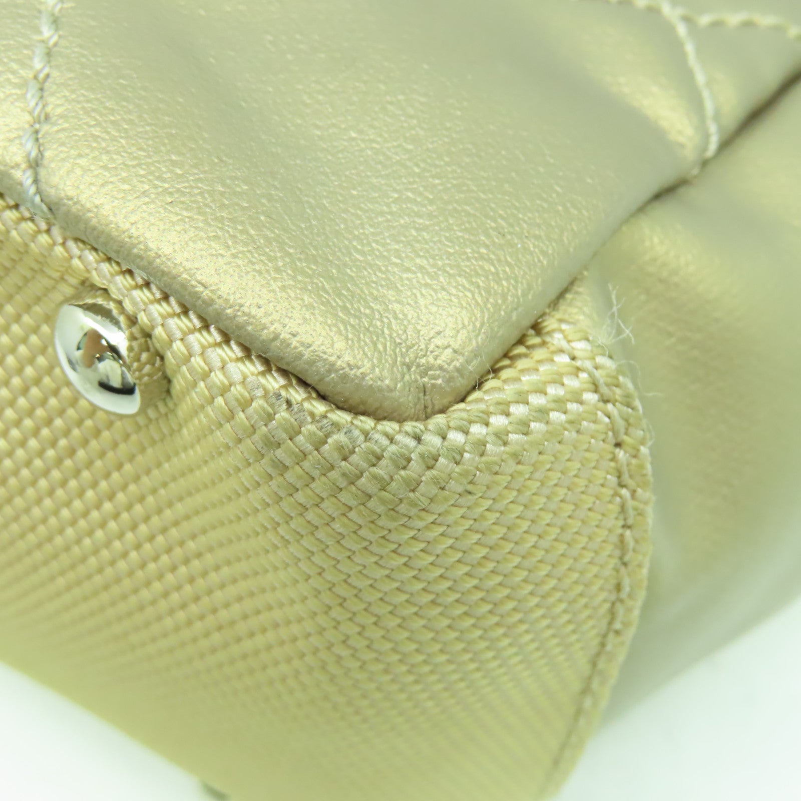 CHANEL 【激減優惠】菱格帆布Handbag金扣肩背袋金色