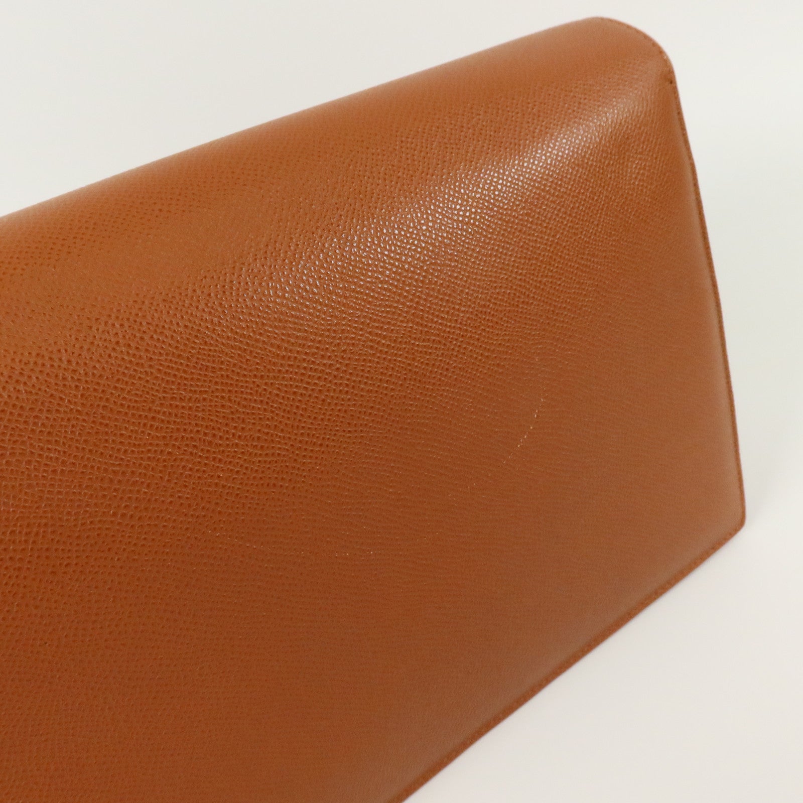 Salvatore Ferragamo 牛皮皮革Shoulder Bag金扣肩背袋