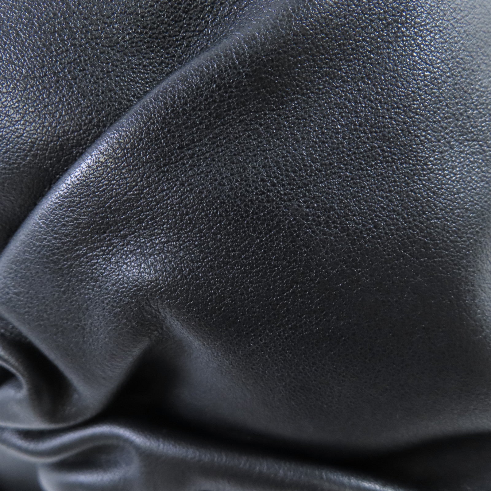 LOEWE 牛皮皮革2Way Shoulder Bag銀扣手挽肩背兩用袋黑色