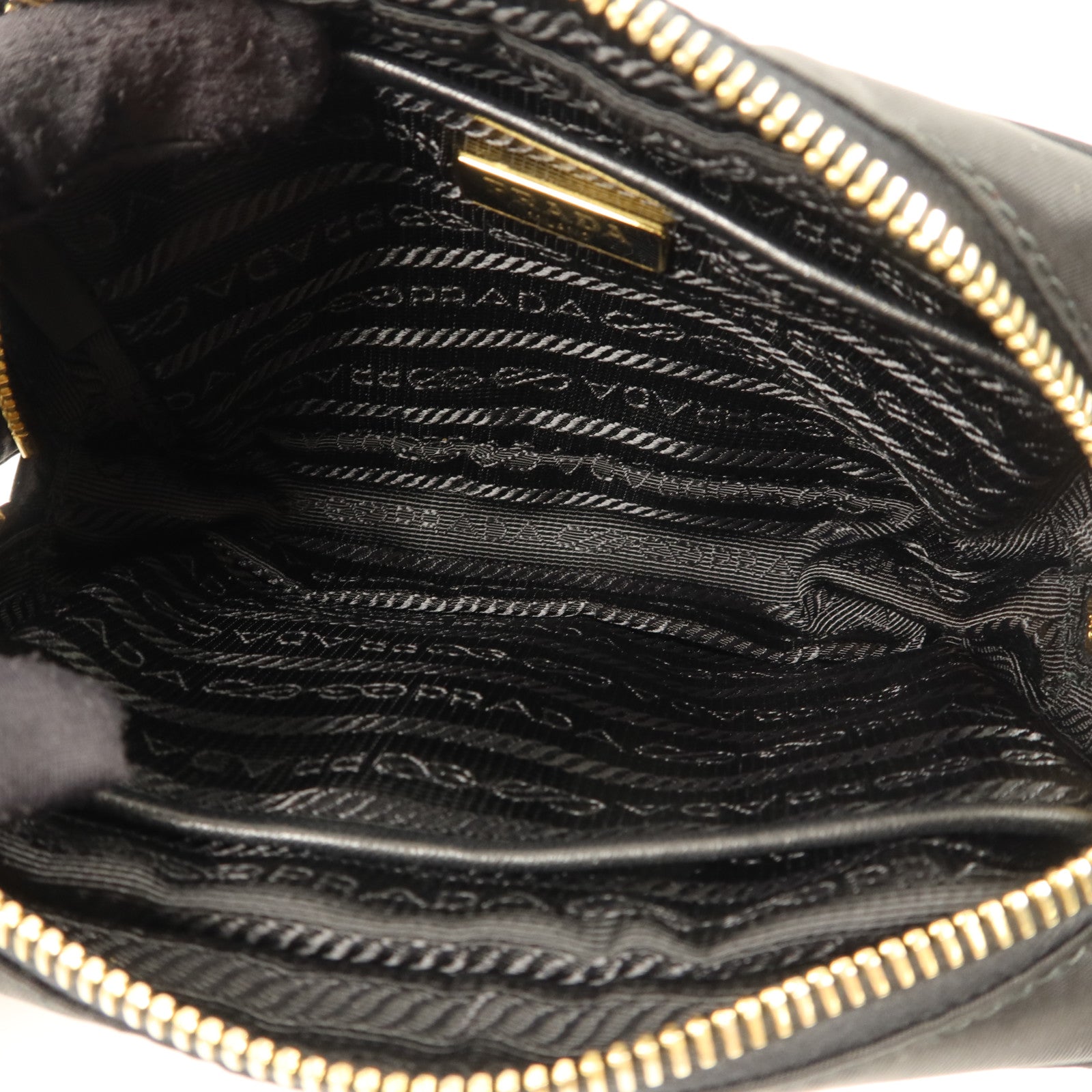 PRADA 尼龍Shoulder Bag金扣肩背袋