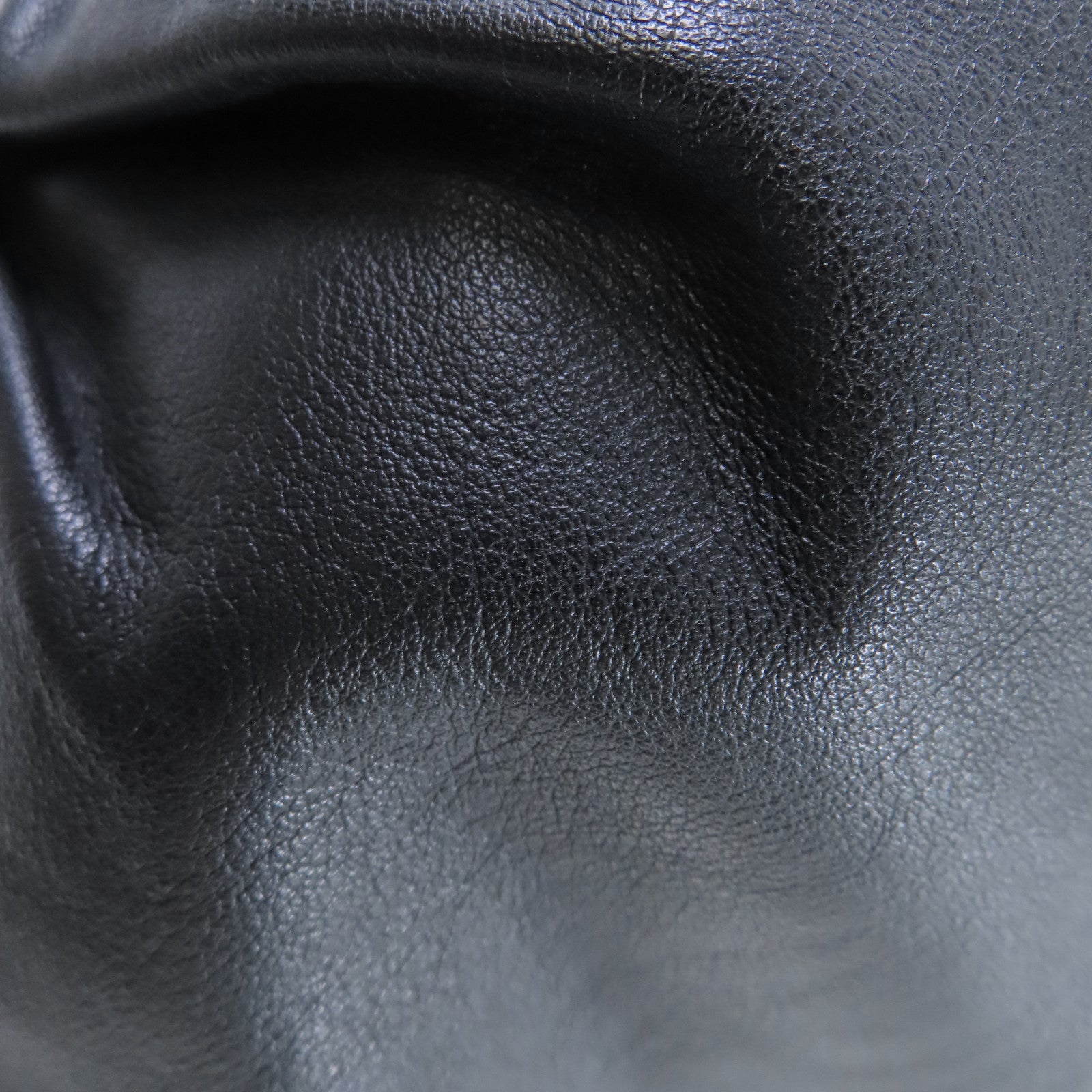 LOEWE 牛皮皮革2Way Shoulder Bag銀扣手挽肩背兩用袋黑色