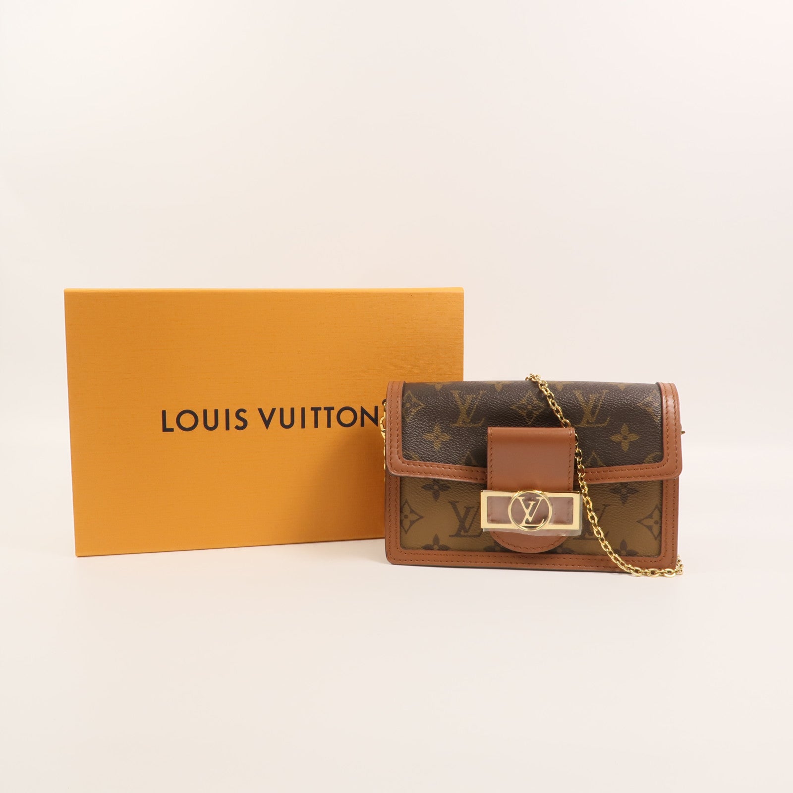 LOUIS VUITTON Monogram Reverse Dauphine肩背袋
