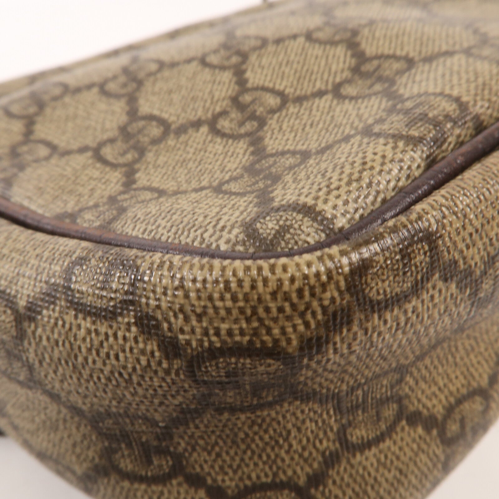 GUCCI 塗層帆布Shoulder Bag銀扣肩背袋