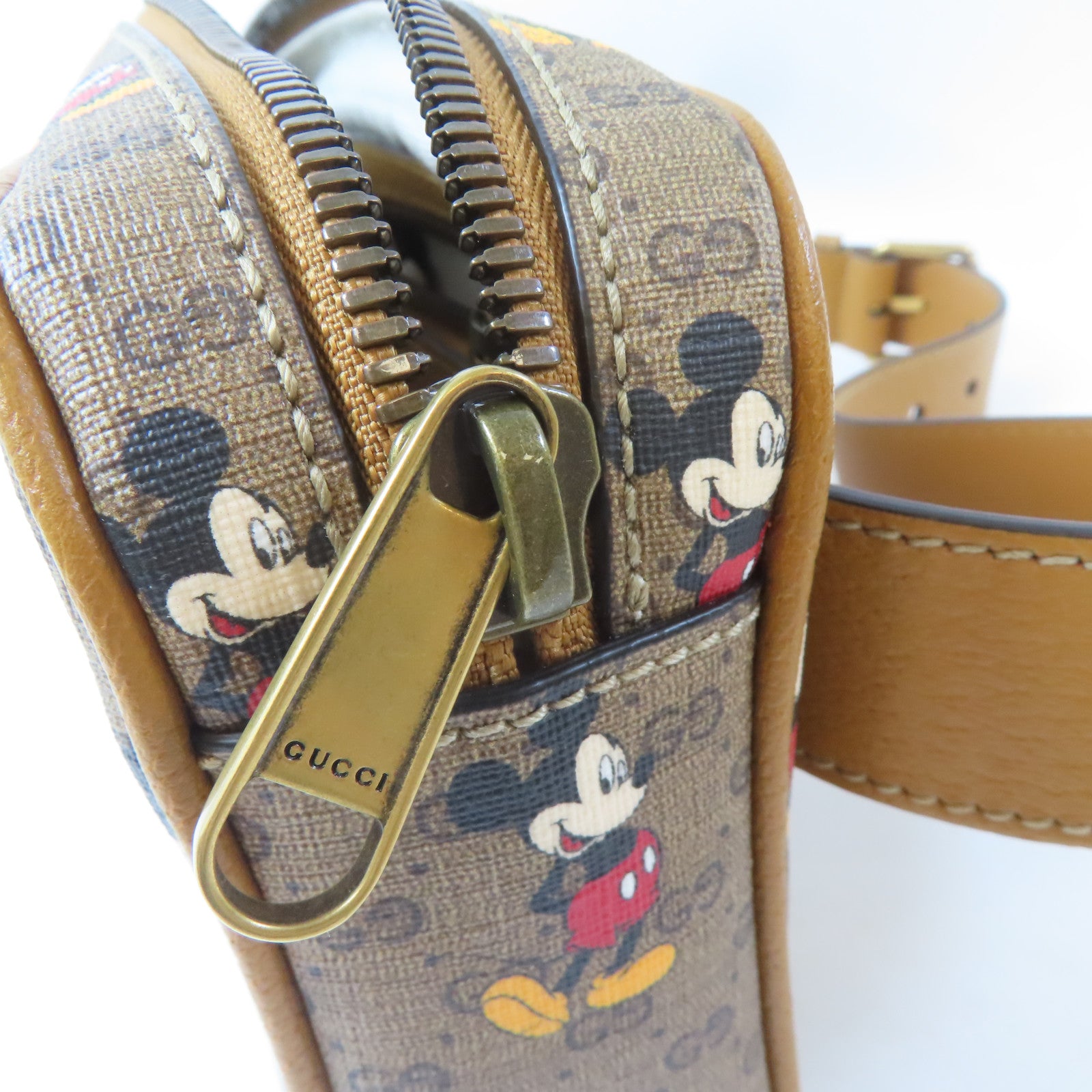 GUCCI 【激減優惠】塗層帆布Disney Gucci Mini Supreme Belt Bag金扣腰包啡色