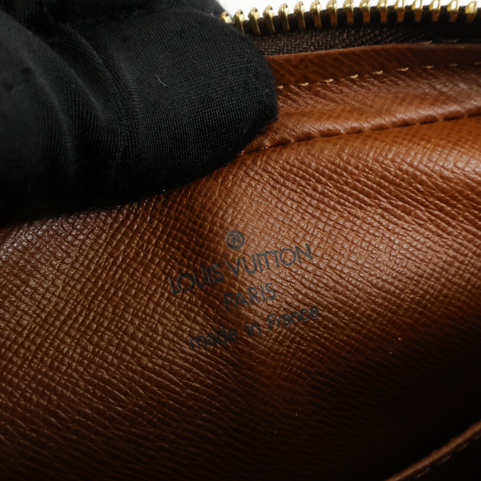 LOUIS VUITTON Monogram Pochette Cite肩背袋